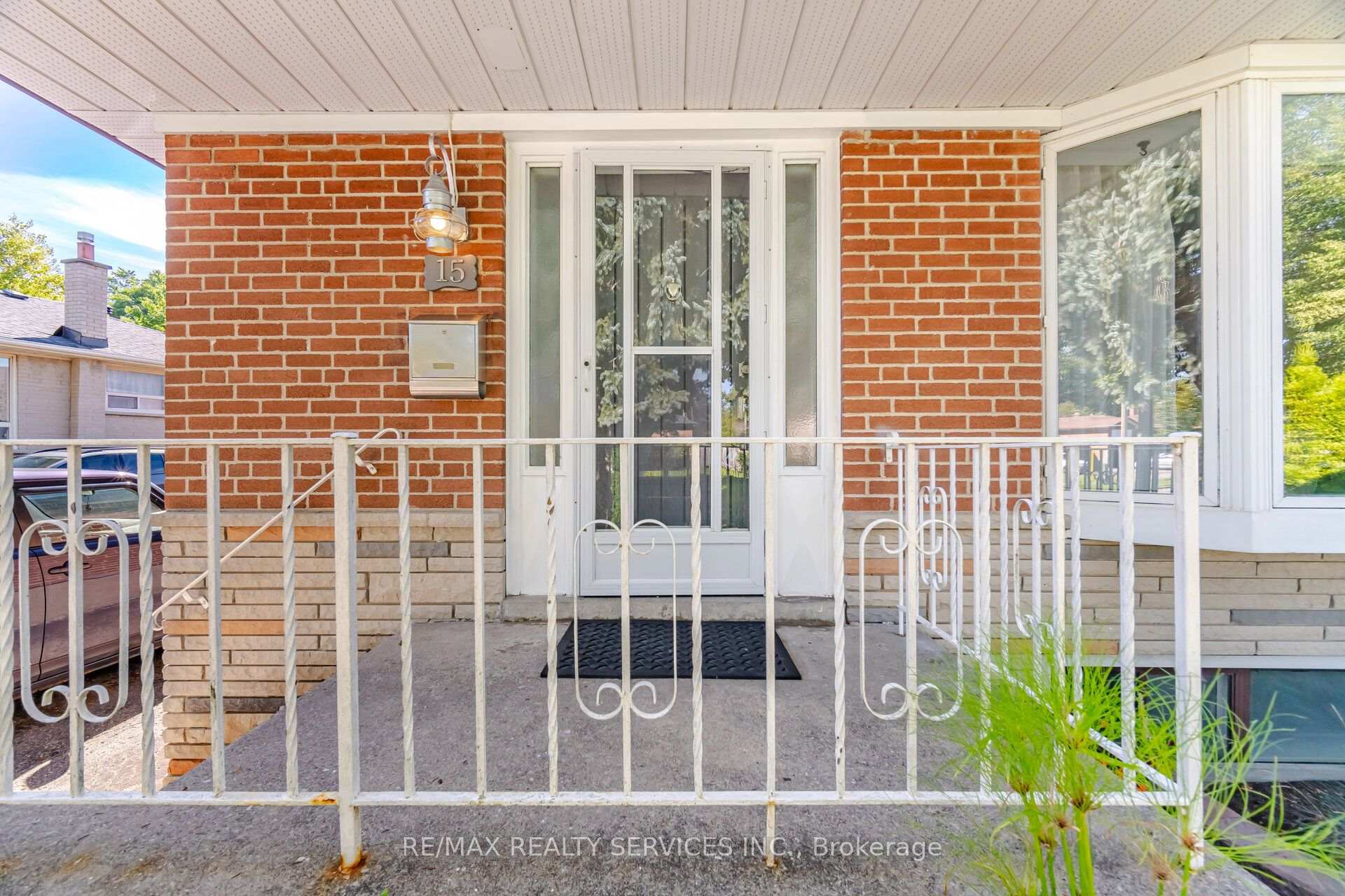 Photo 7 of 15 Shoreview Drive, Scarborough, West Hill — HOMEH