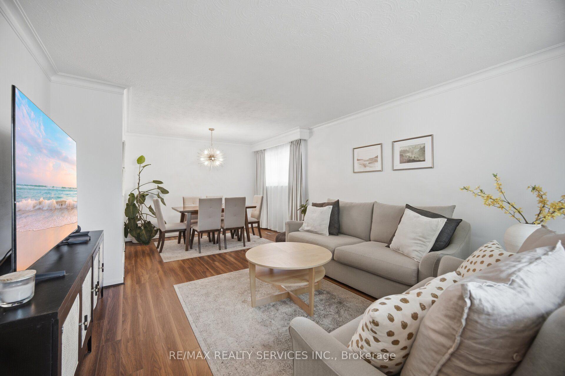 Photo 11 of 15 Shoreview Drive, Scarborough, West Hill — HOMEH