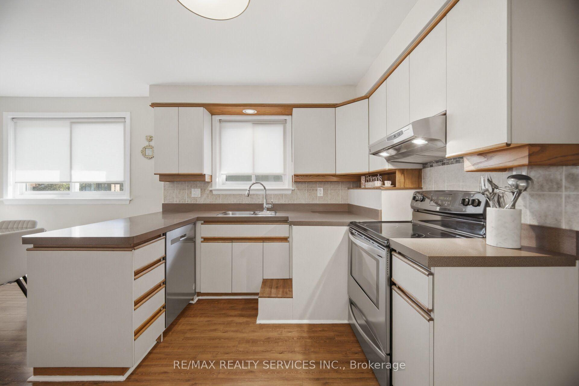 Photo 14 of 15 Shoreview Drive, Scarborough, West Hill — HOMEH