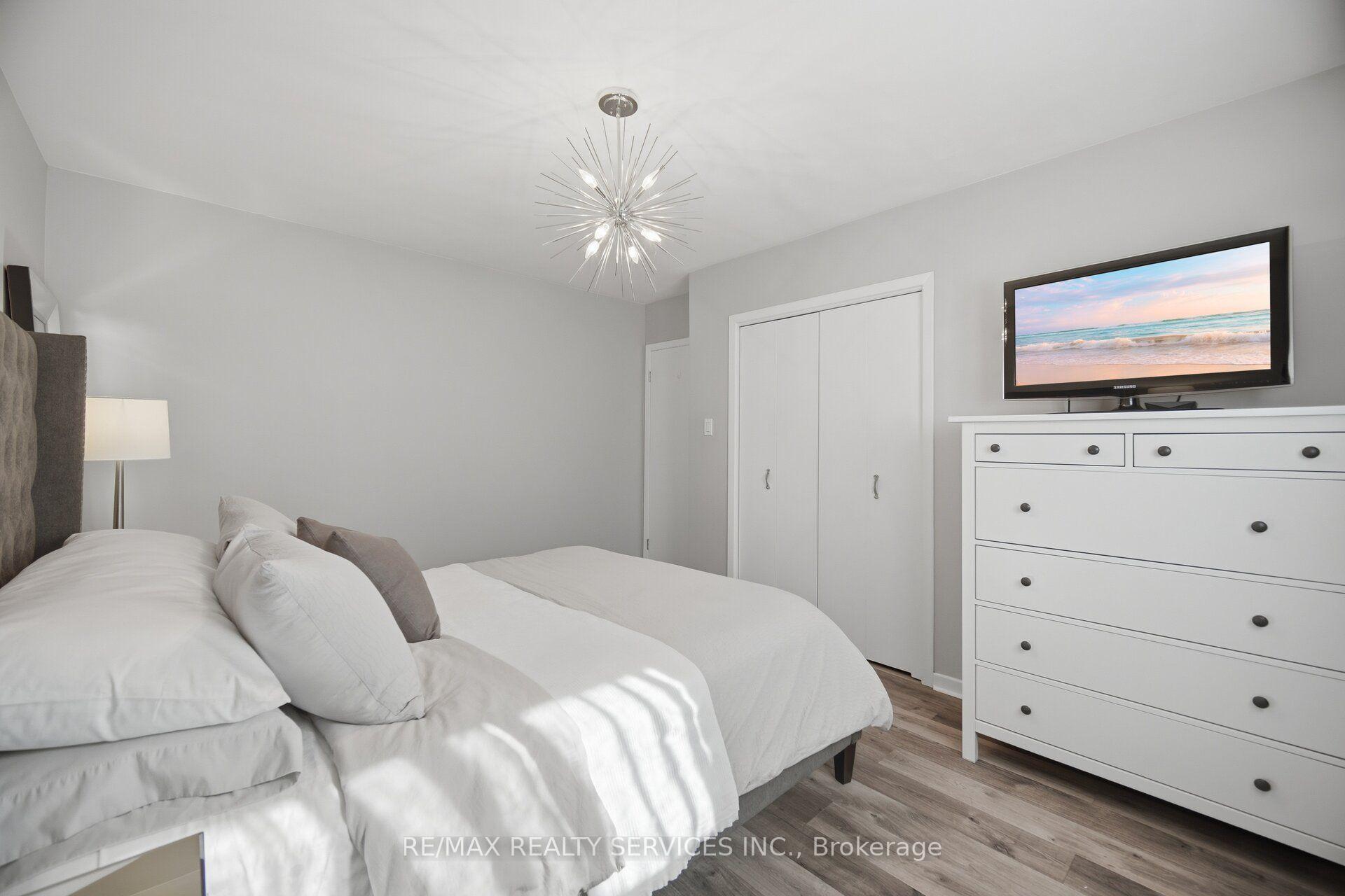 Photo 21 of 15 Shoreview Drive, Scarborough, West Hill — HOMEH