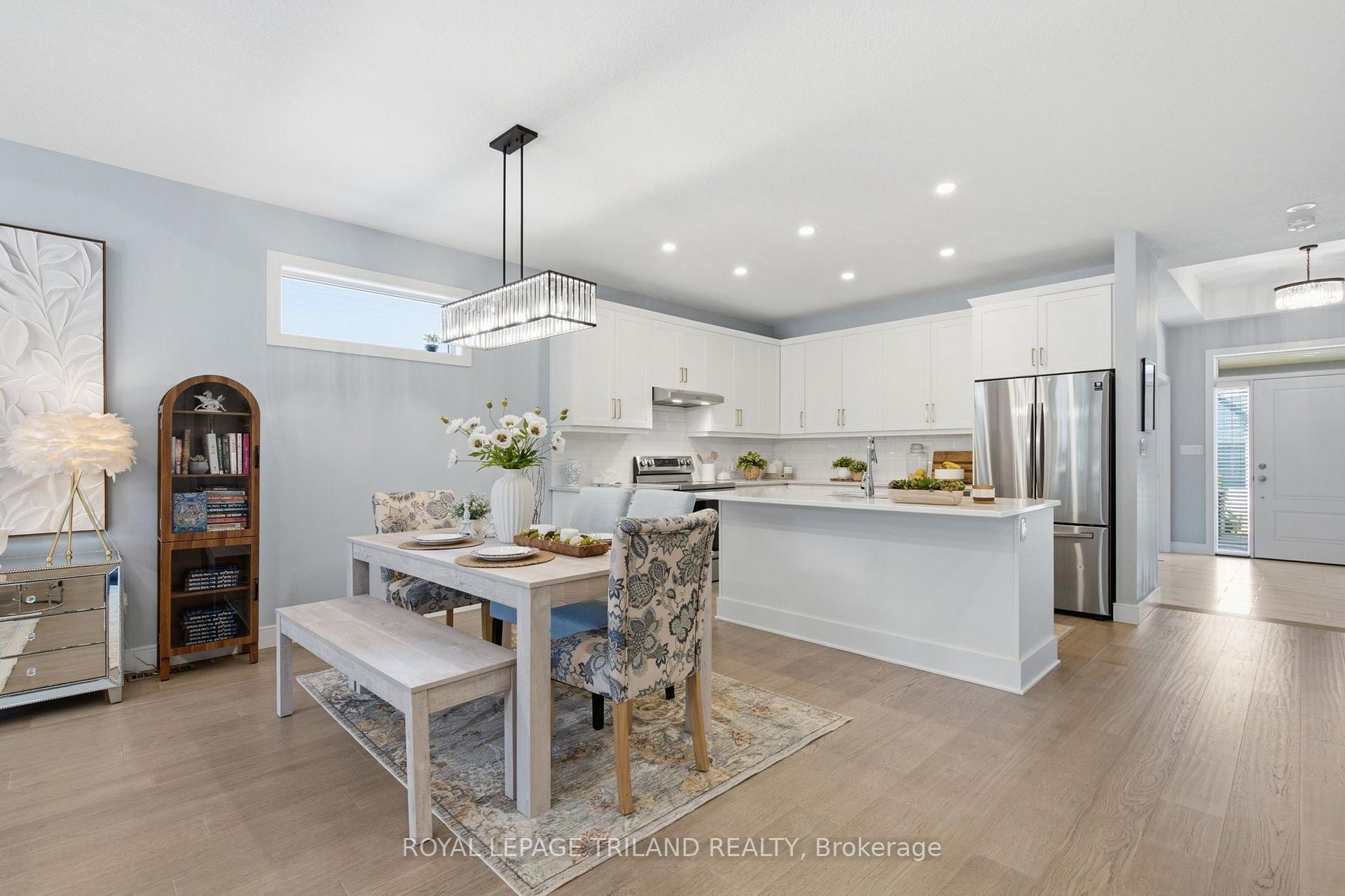 Photo 16 of 149 Collins Way, Strathroy-Caradoc, SE — HOMEH