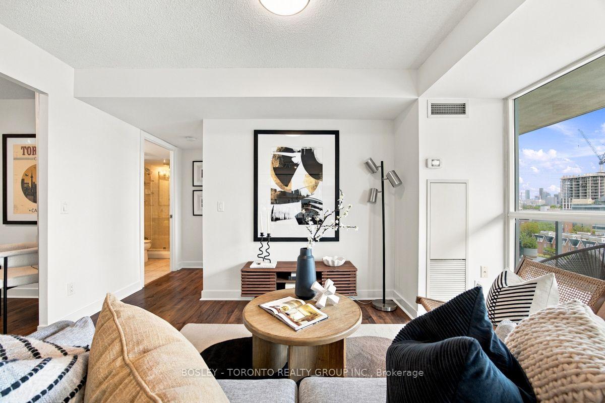 Photo 5 of Unit 810, 80 Western Battery Road, Toronto, Niagara — HOMEH