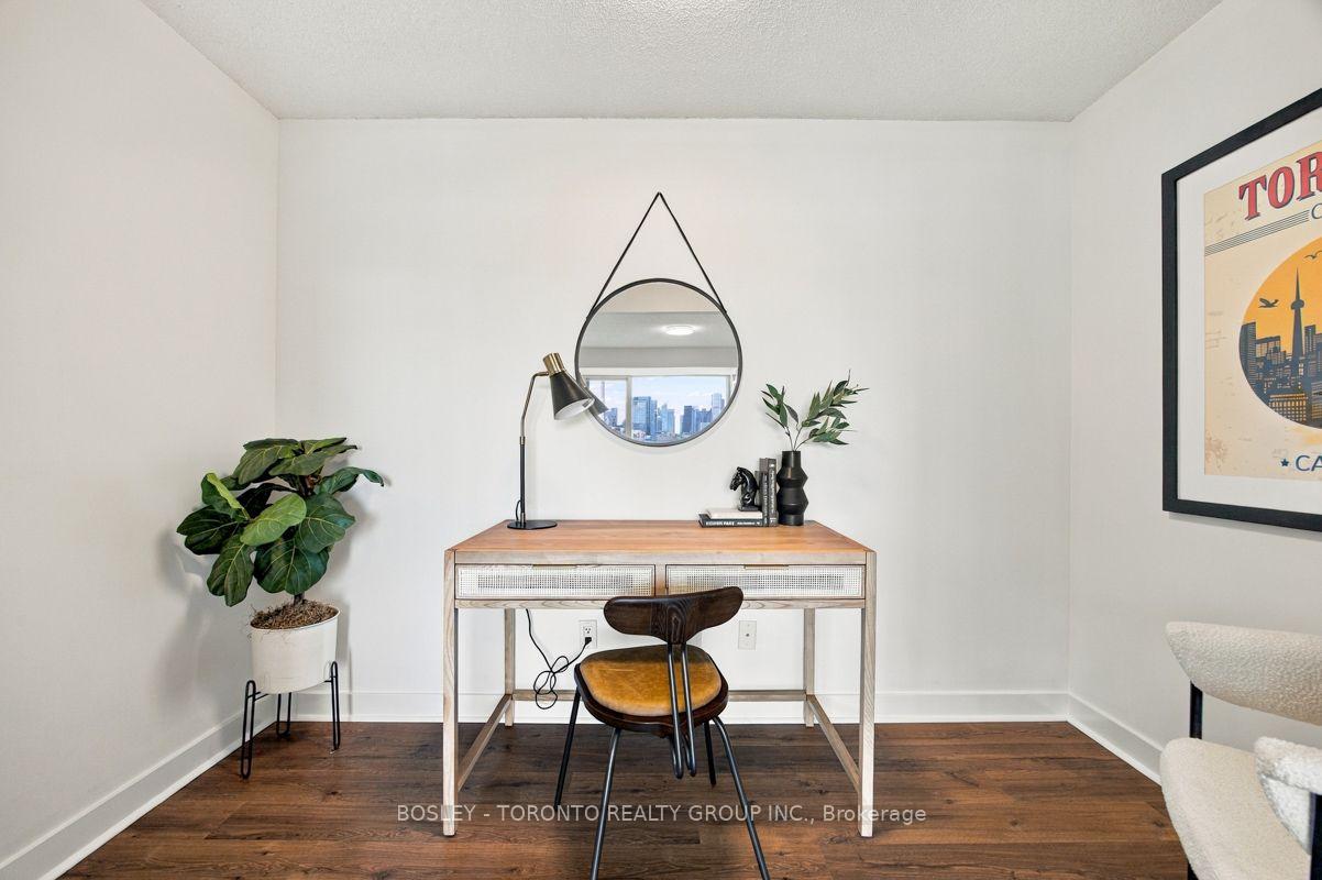 Photo 11 of Unit 810, 80 Western Battery Road, Toronto, Niagara — HOMEH