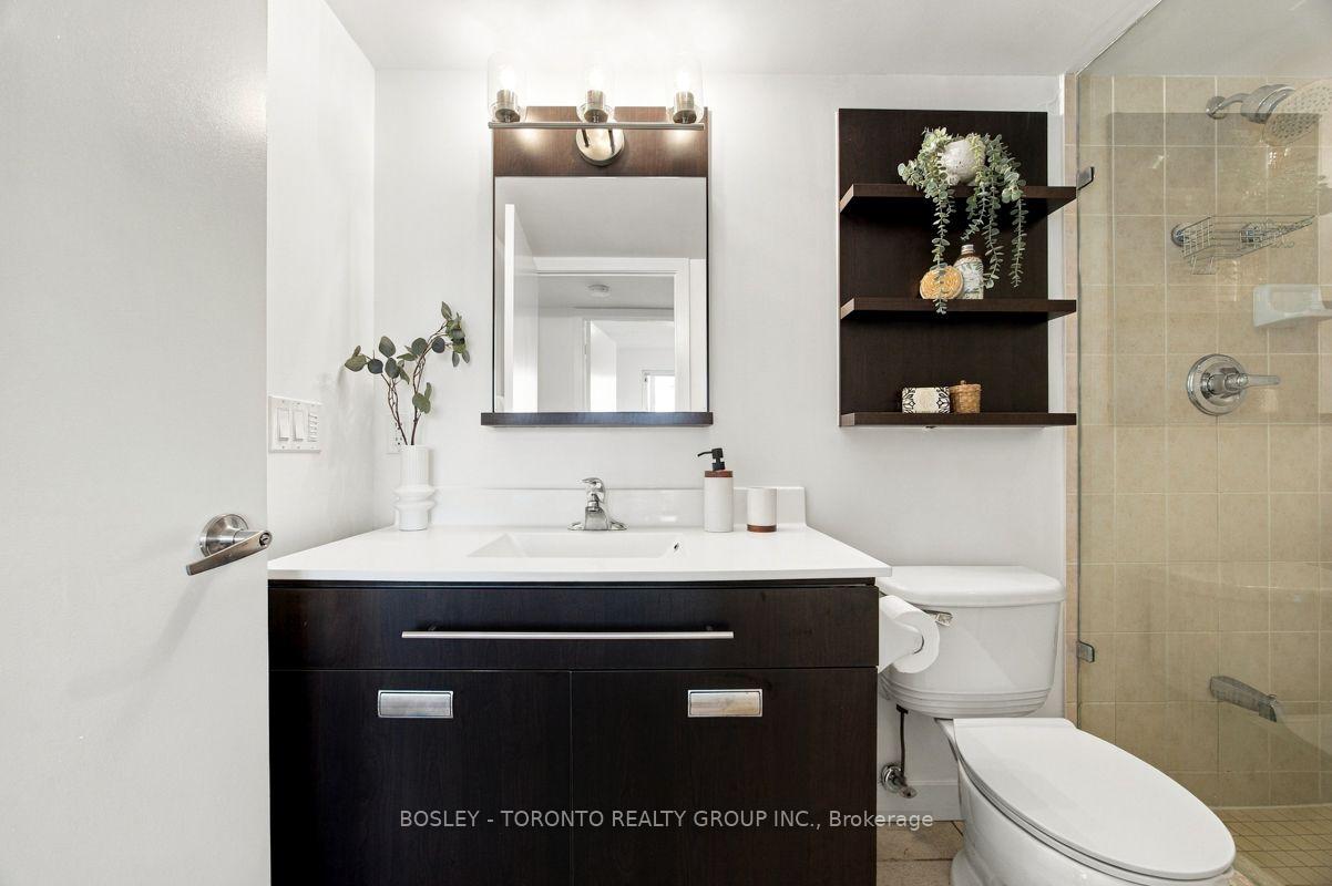Photo 18 of Unit 810, 80 Western Battery Road, Toronto, Niagara — HOMEH