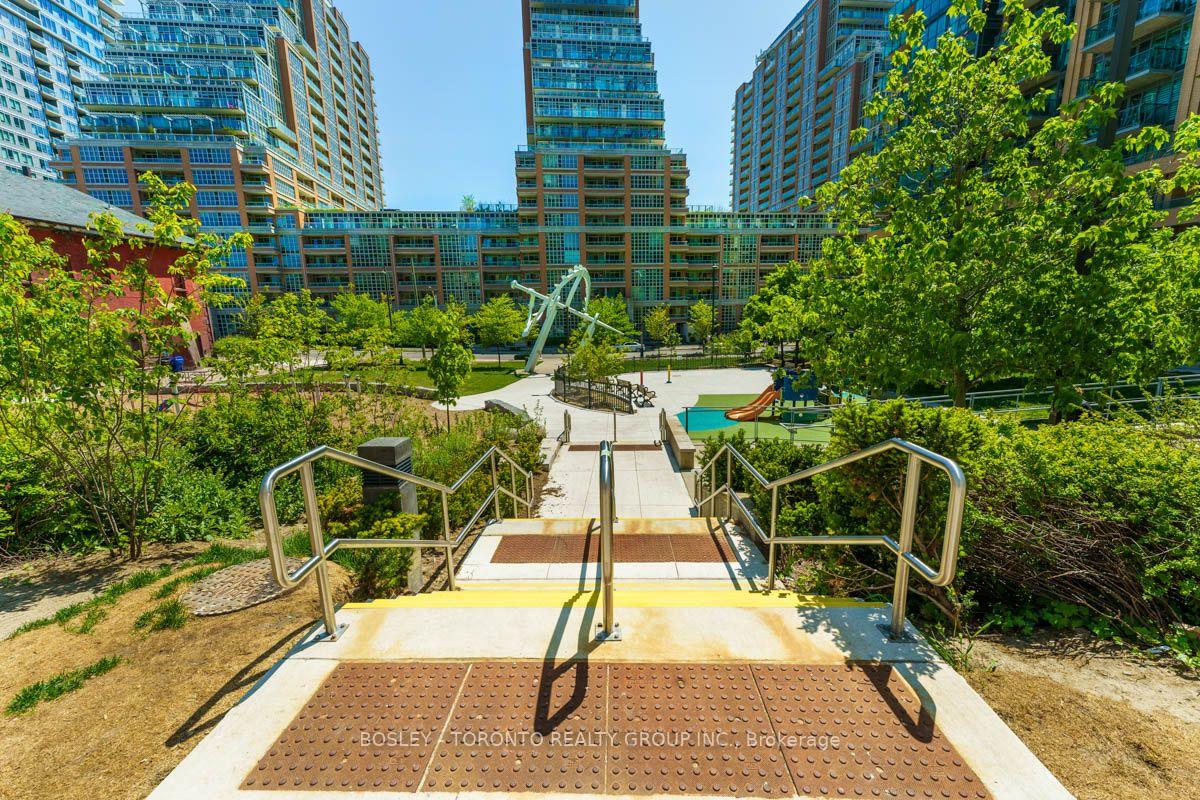 Photo 44 of Unit 810, 80 Western Battery Road, Toronto, Niagara — HOMEH