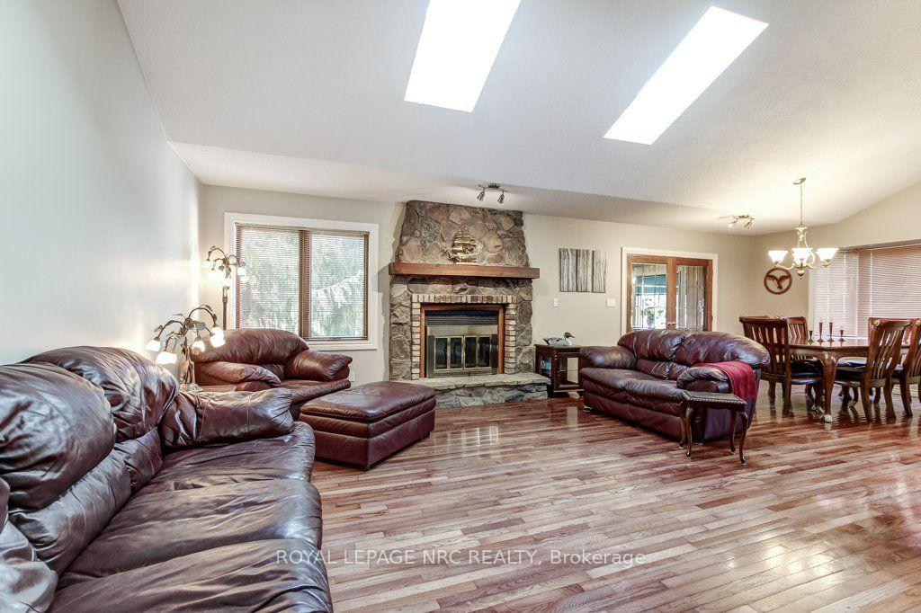 Photo 10 of 2315 Clifton Street, Thorold, Allanburg/Thorold South — HOMEH