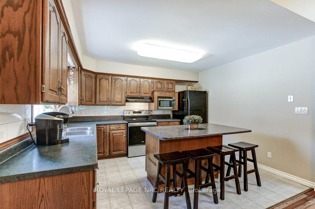 Photo 14 of 2315 Clifton Street, Thorold, Allanburg/Thorold South — HOMEH