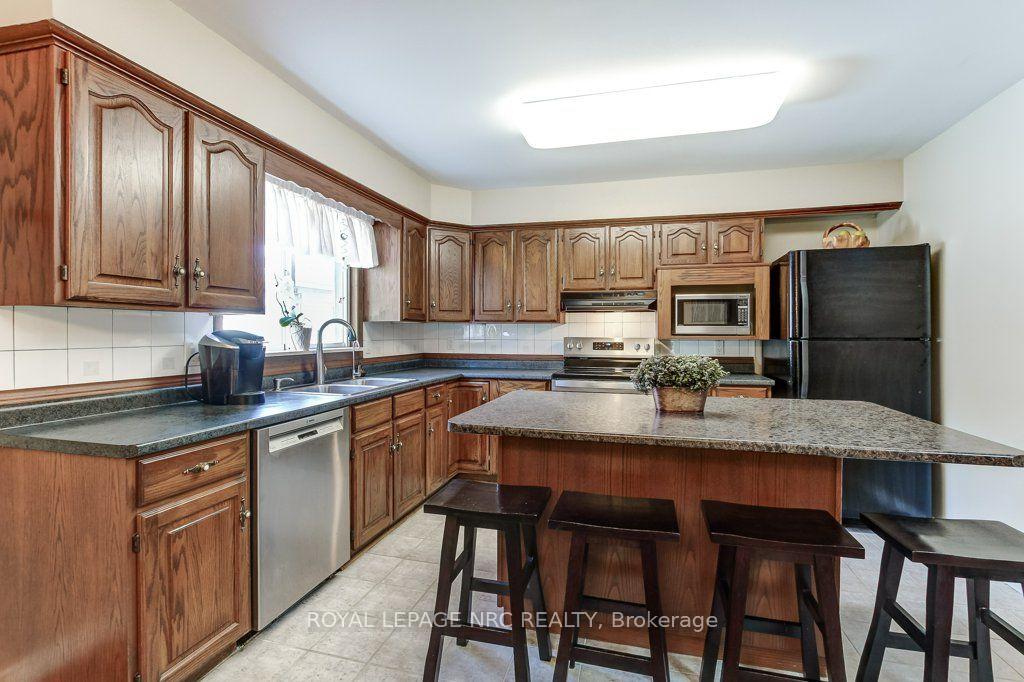 Photo 15 of 2315 Clifton Street, Thorold, Allanburg/Thorold South — HOMEH