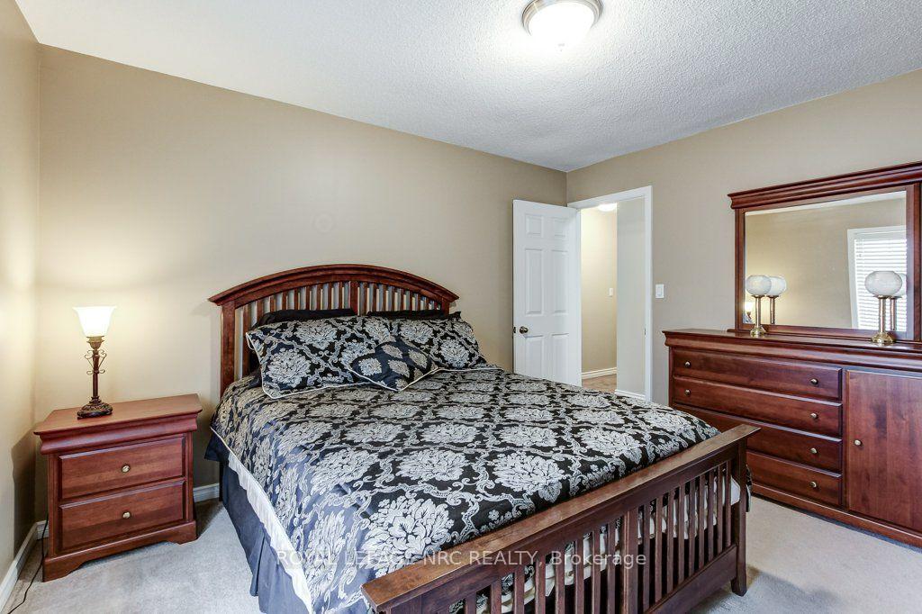 Photo 26 of 2315 Clifton Street, Thorold, Allanburg/Thorold South — HOMEH