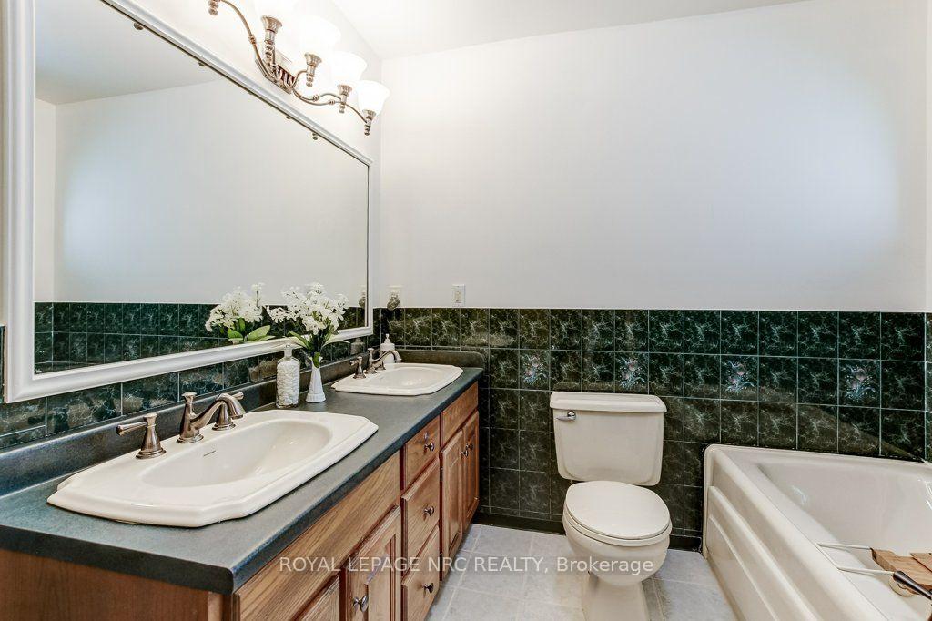 Photo 32 of 2315 Clifton Street, Thorold, Allanburg/Thorold South — HOMEH