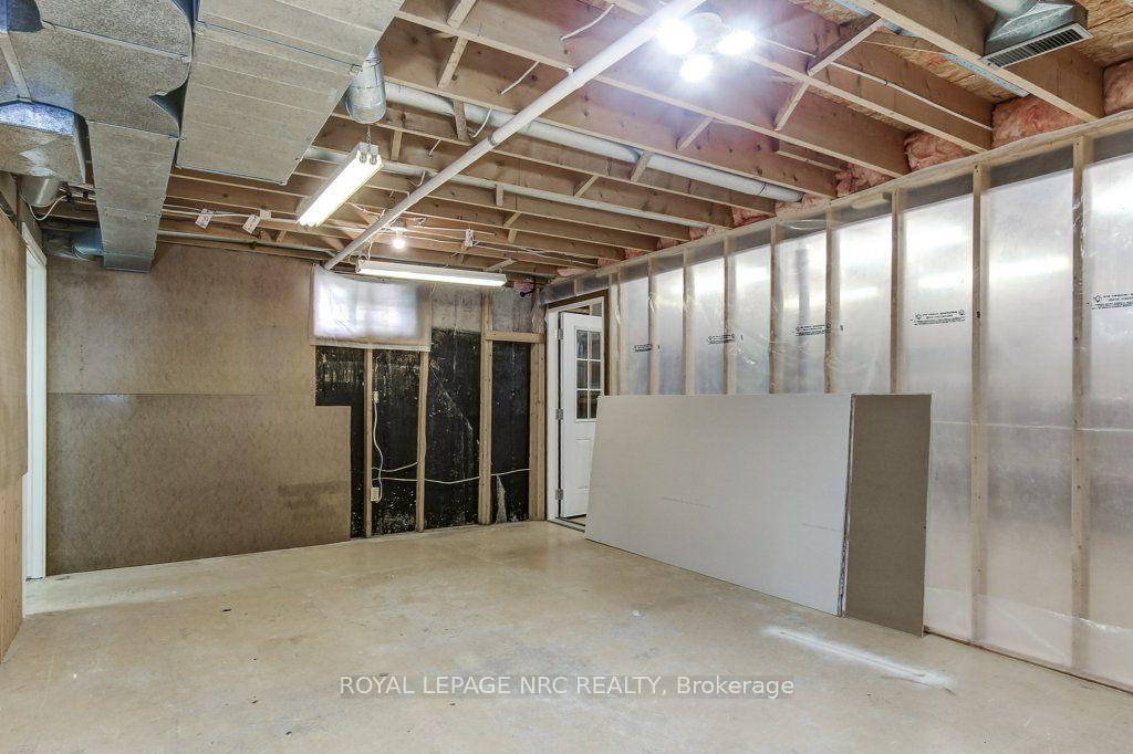 Photo 40 of 2315 Clifton Street, Thorold, Allanburg/Thorold South — HOMEH