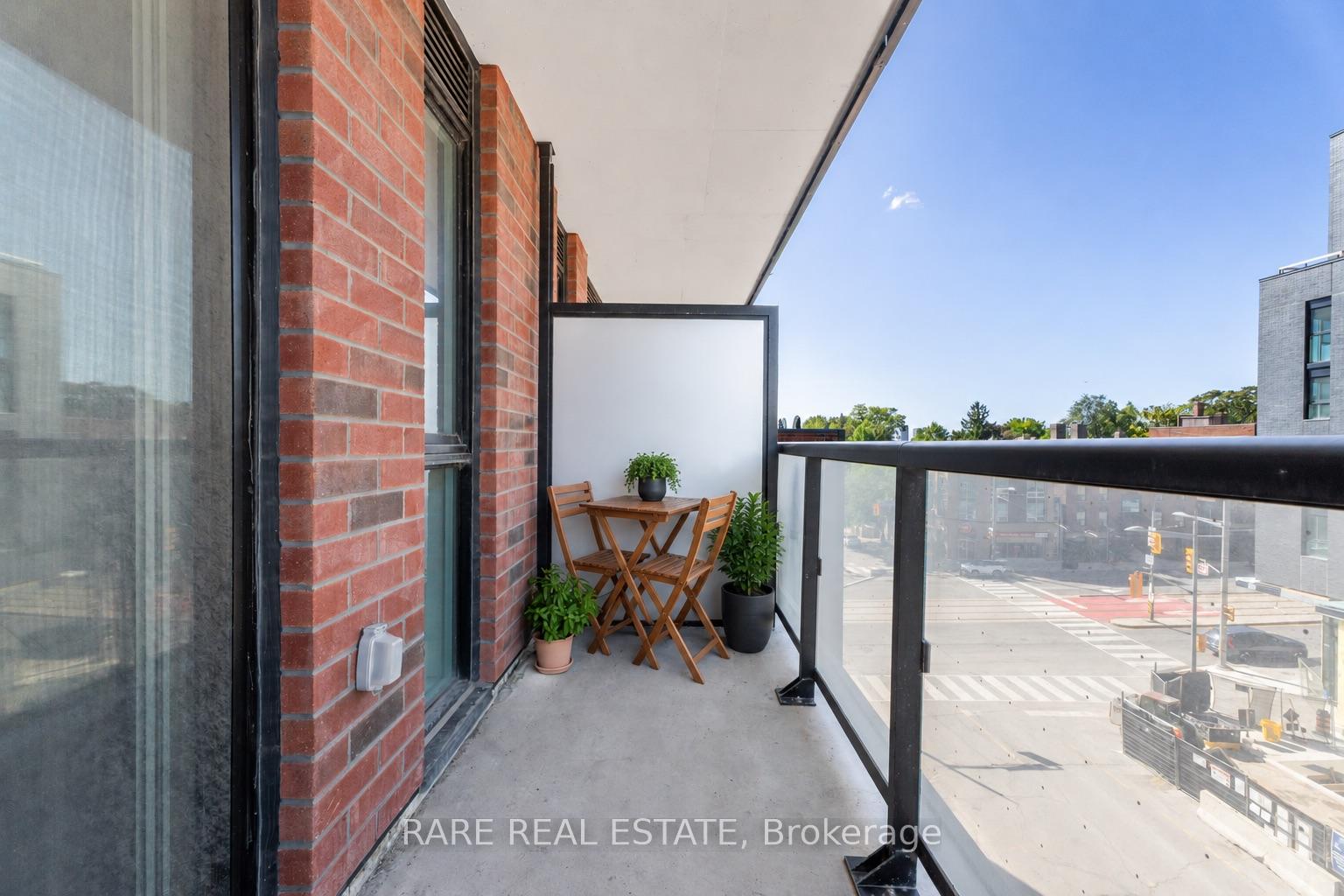Photo 14 of Unit 410, 185 Alberta Avenue, Toronto, Oakwood Village — HOMEH