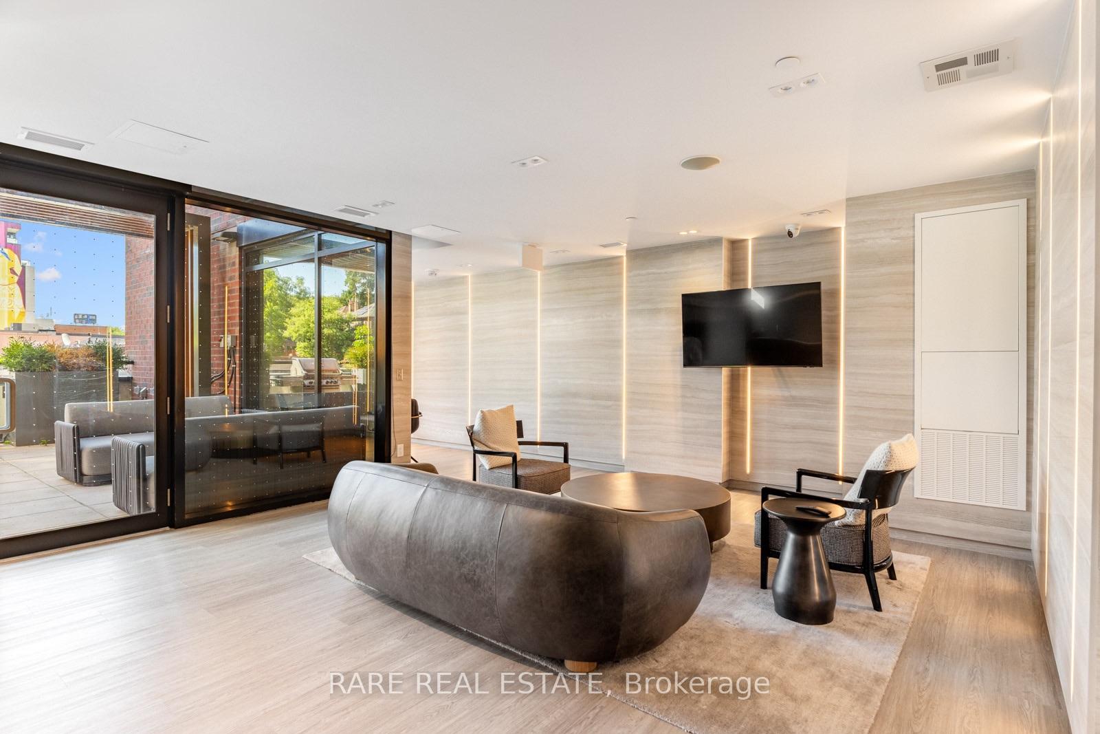 Photo 17 of Unit 410, 185 Alberta Avenue, Toronto, Oakwood Village — HOMEH