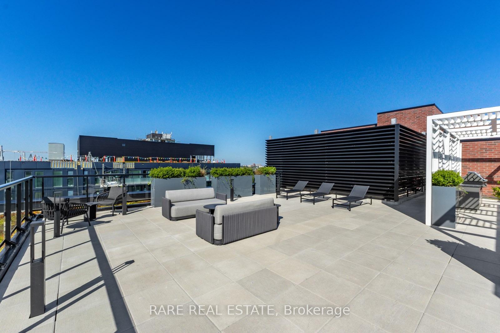 Photo 20 of Unit 410, 185 Alberta Avenue, Toronto, Oakwood Village — HOMEH