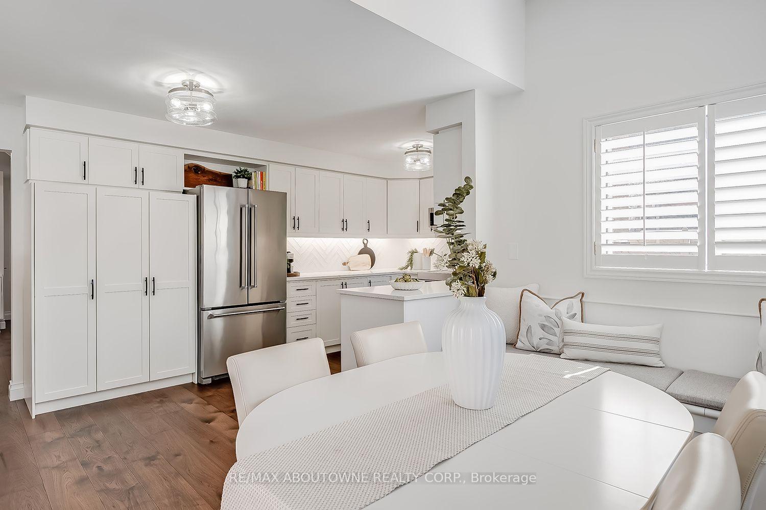 Photo 19 of 83 Niska Drive, Hamilton, Waterdown — HOMEH