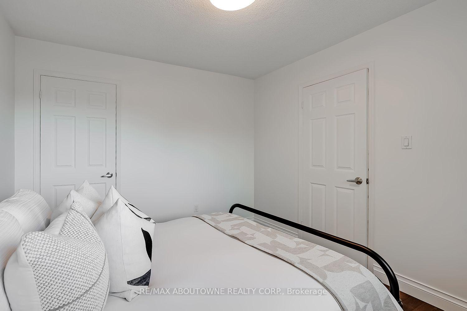 Photo 28 of 83 Niska Drive, Hamilton, Waterdown — HOMEH