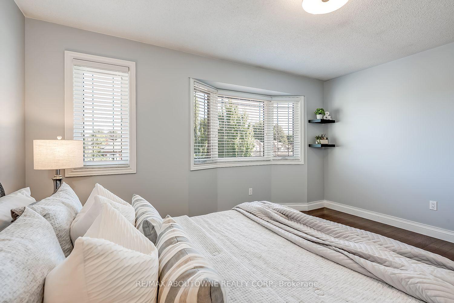 Photo 30 of 83 Niska Drive, Hamilton, Waterdown — HOMEH