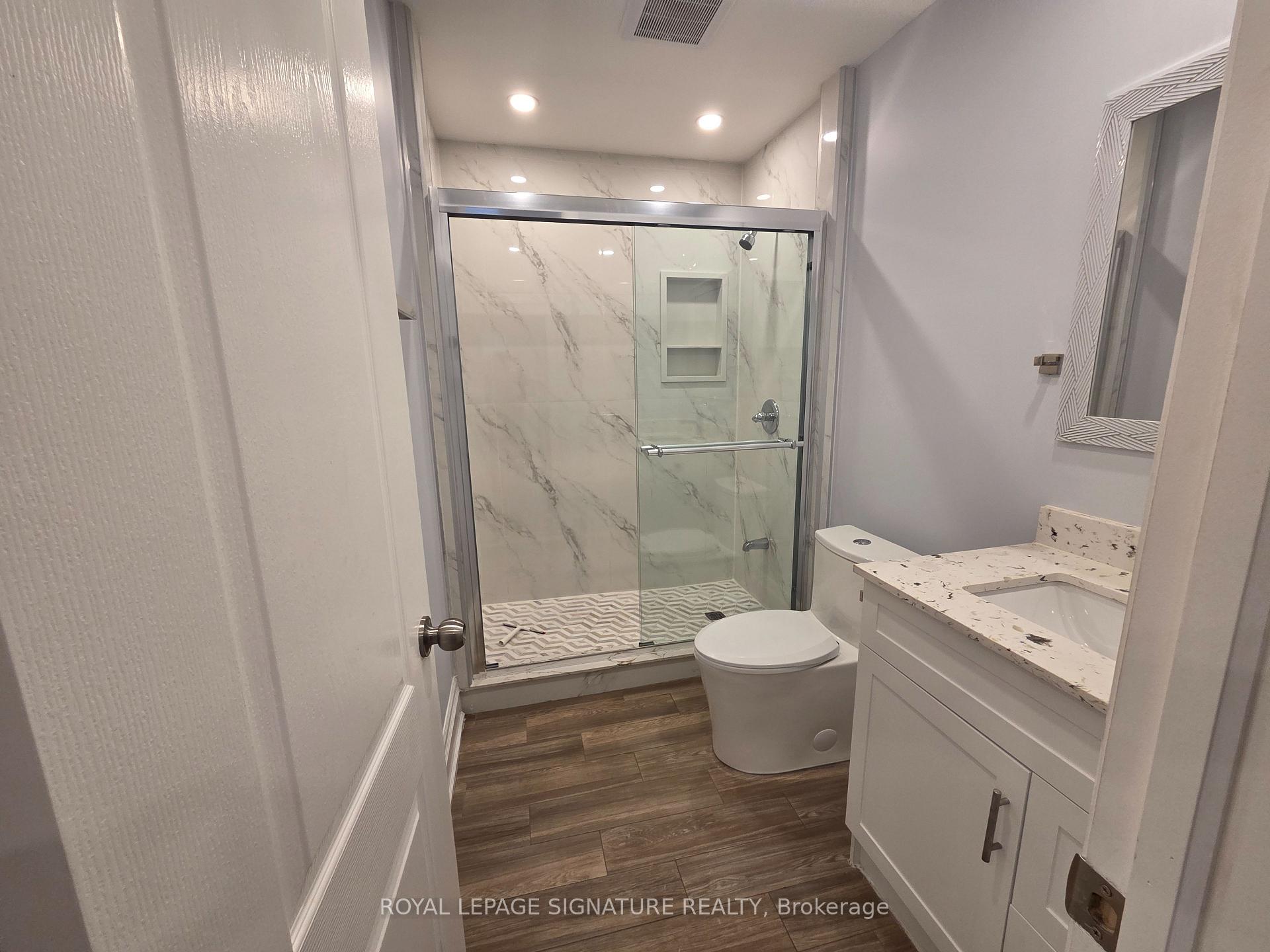 Photo 9 of Unit Lower, 33 Ingleside Drive, North York, Downsview-Roding-CFB — HOMEH