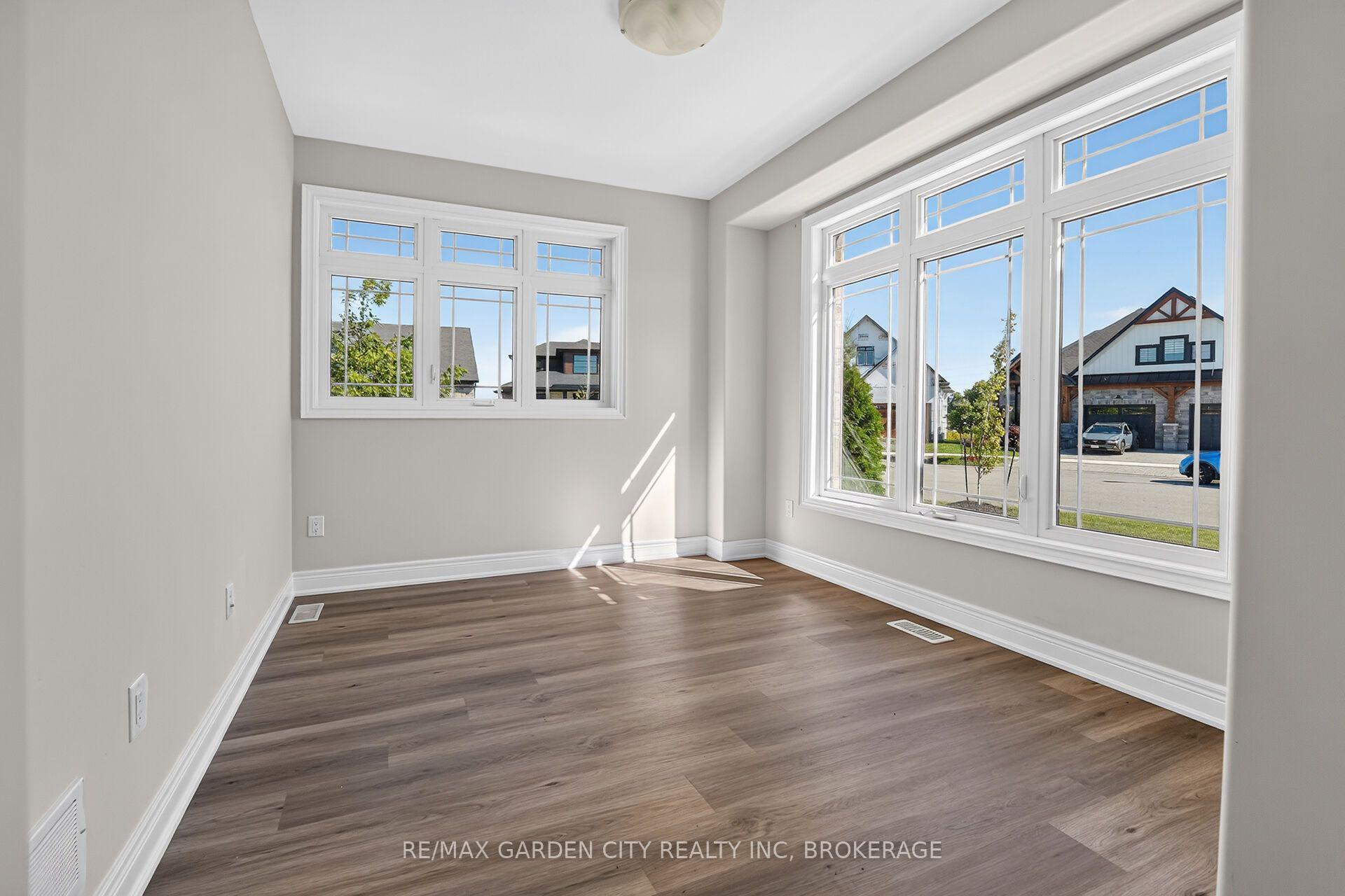 Photo 7 of 57 Bergenstein Cres, Pelham, Fonthill — HOMEH