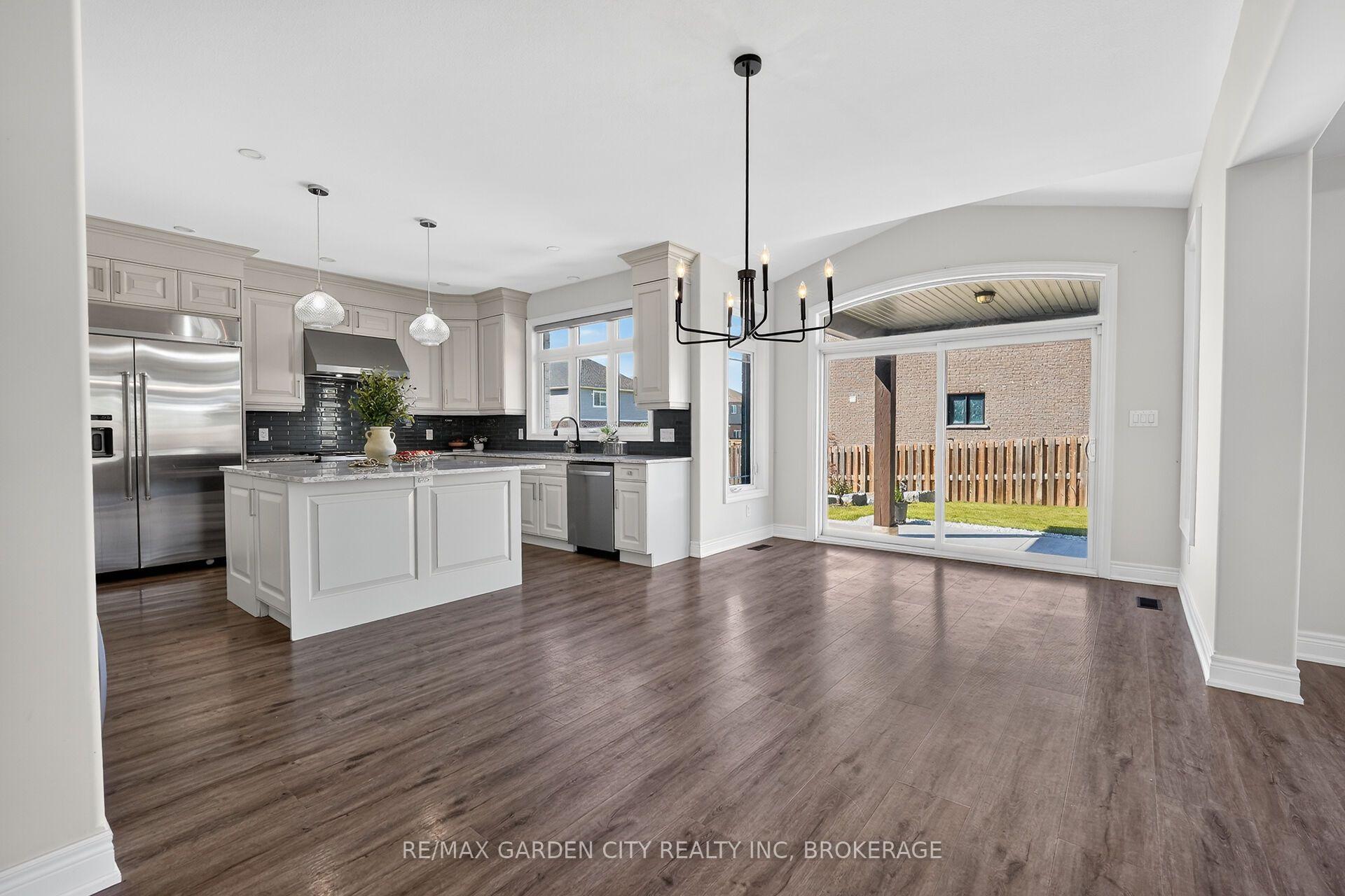 Photo 13 of 57 Bergenstein Cres, Pelham, Fonthill — HOMEH
