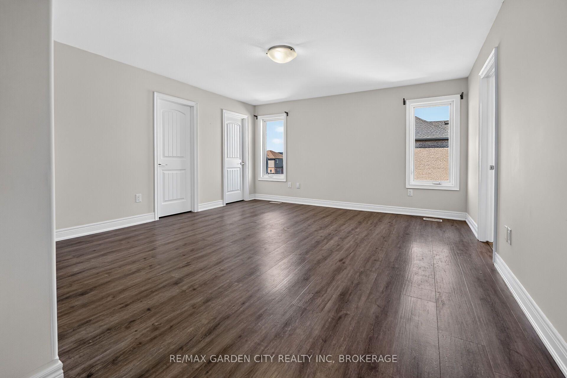 Photo 25 of 57 Bergenstein Cres, Pelham, Fonthill — HOMEH