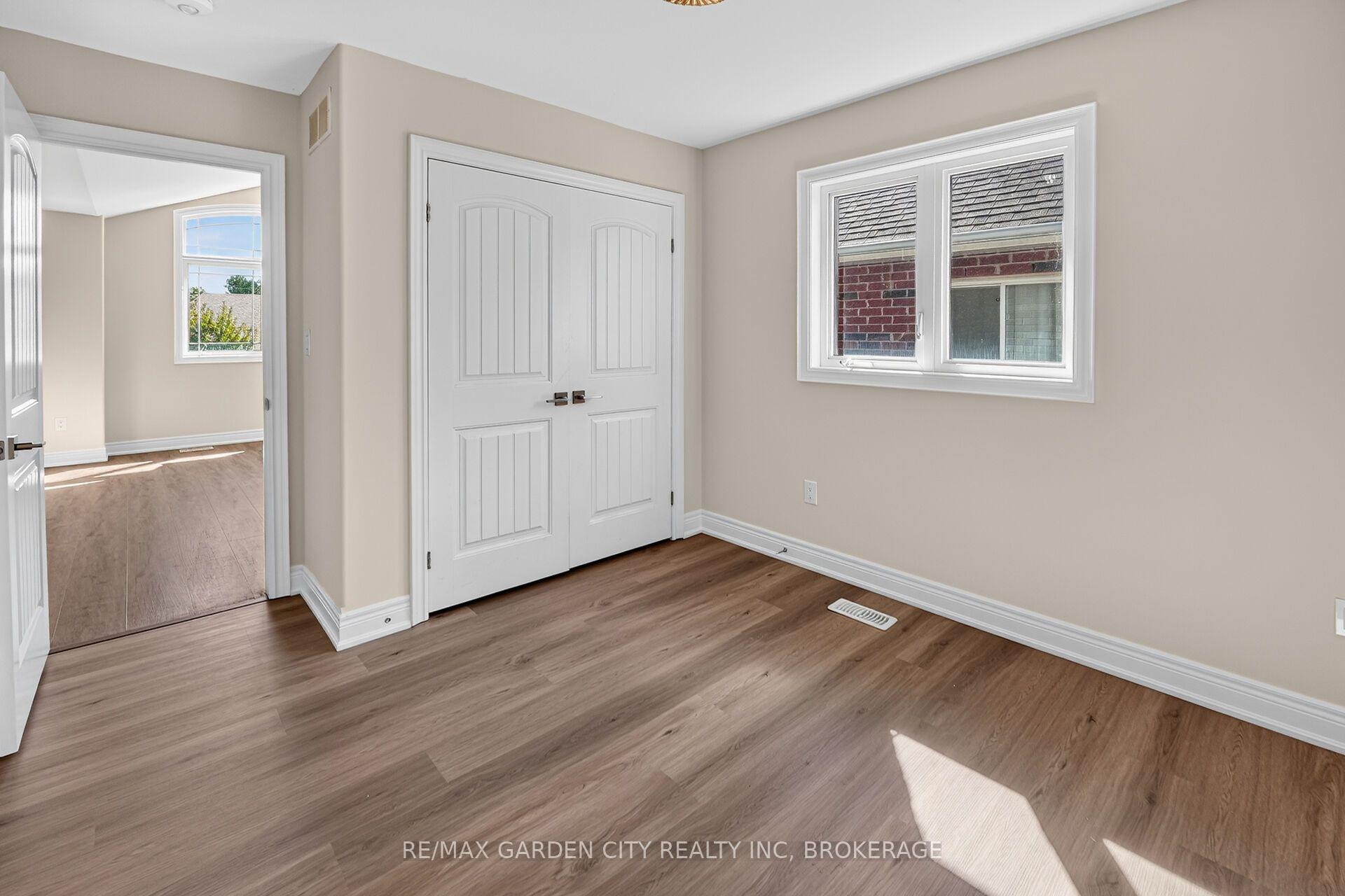 Photo 38 of 57 Bergenstein Cres, Pelham, Fonthill — HOMEH