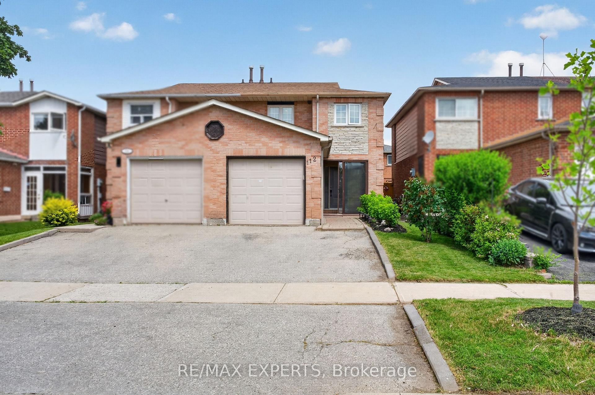Photo 4 of 112 Andrea Lane, Vaughan, East Woodbridge — HOMEH