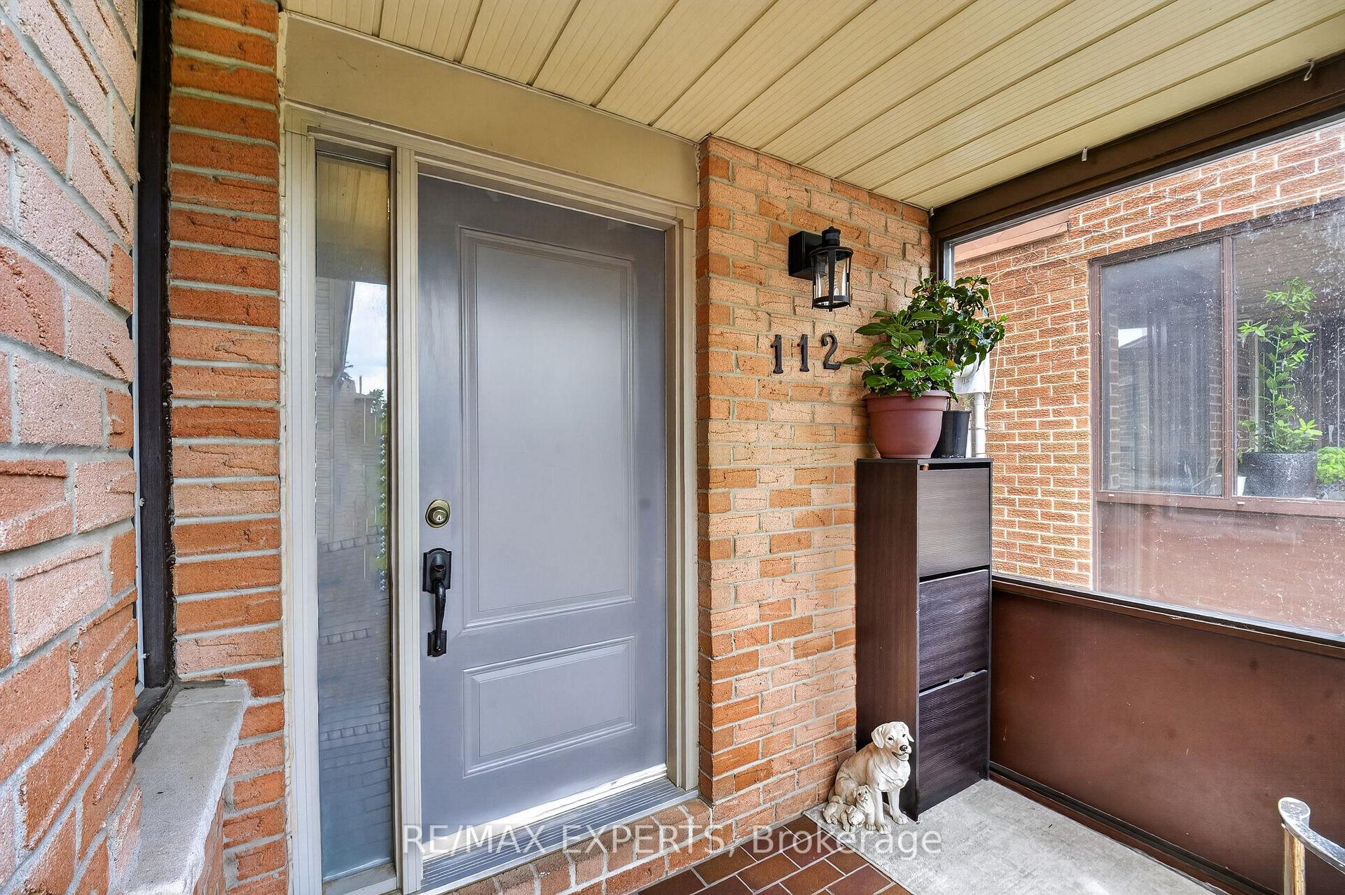 Photo 5 of 112 Andrea Lane, Vaughan, East Woodbridge — HOMEH