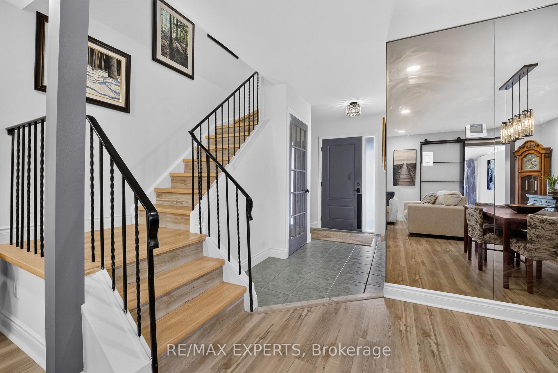 Photo 8 of 112 Andrea Lane, Vaughan, East Woodbridge — HOMEH