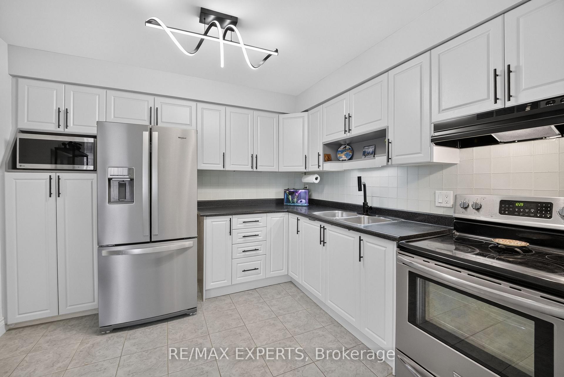 Photo 17 of 112 Andrea Lane, Vaughan, East Woodbridge — HOMEH