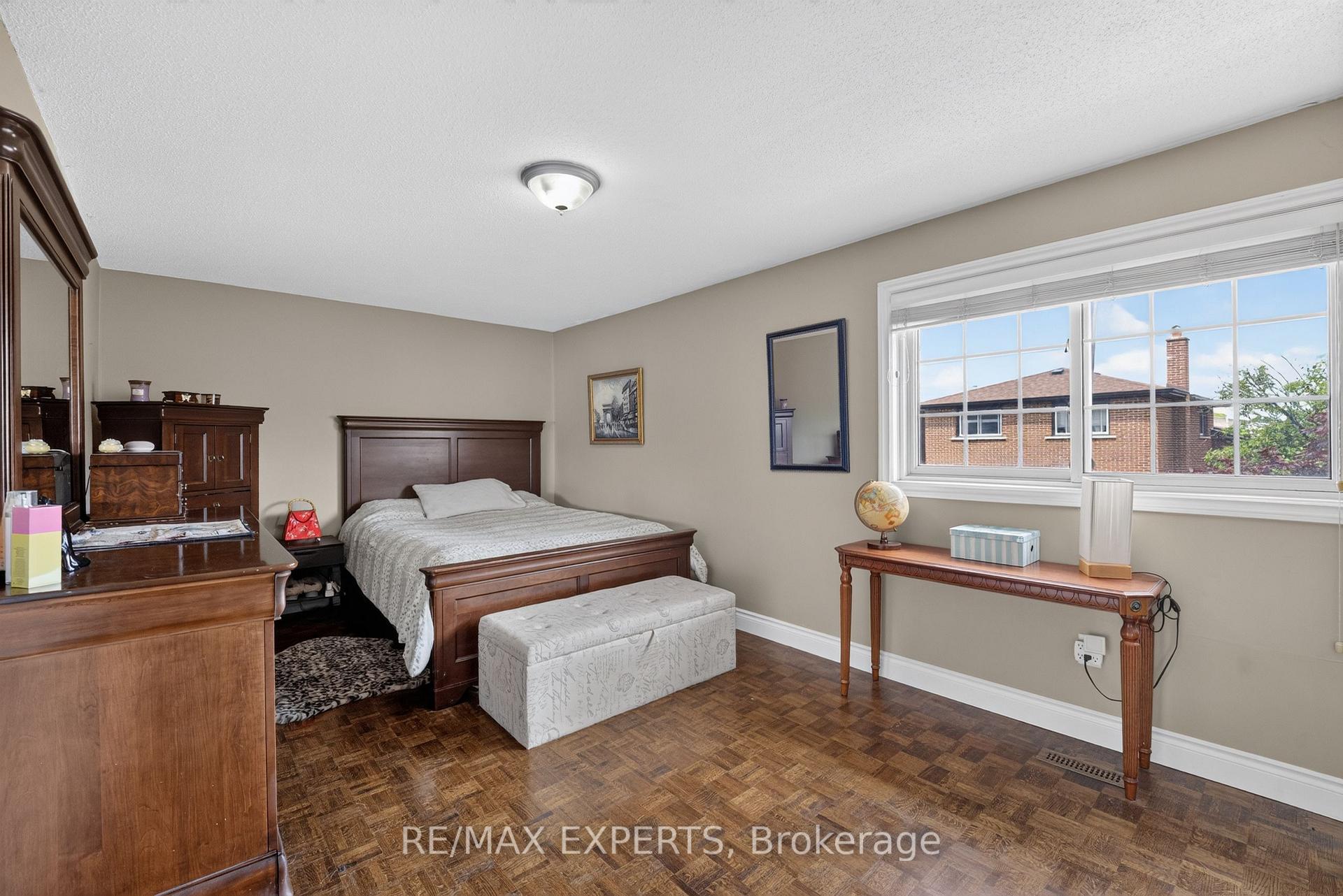 Photo 24 of 112 Andrea Lane, Vaughan, East Woodbridge — HOMEH