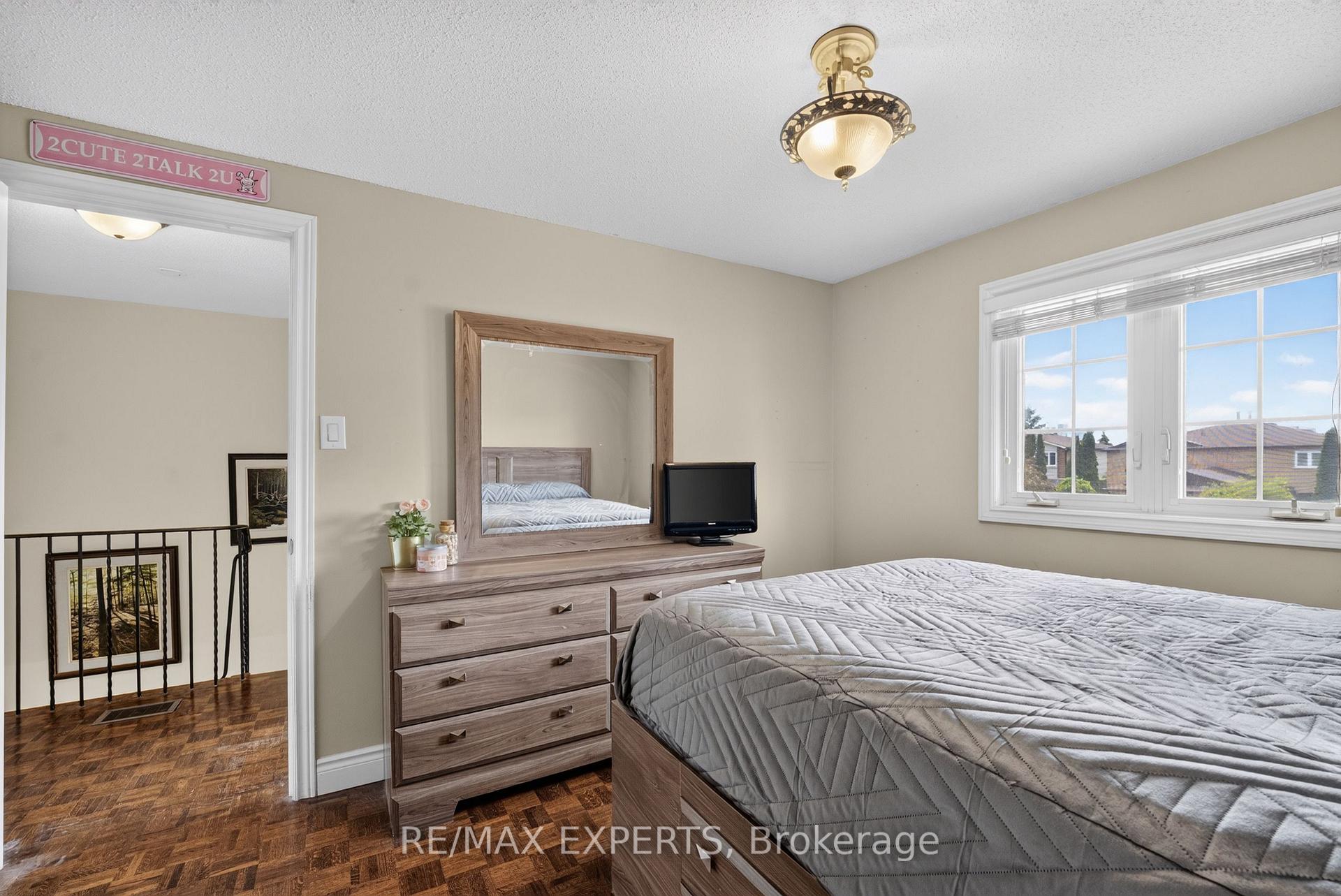 Photo 26 of 112 Andrea Lane, Vaughan, East Woodbridge — HOMEH