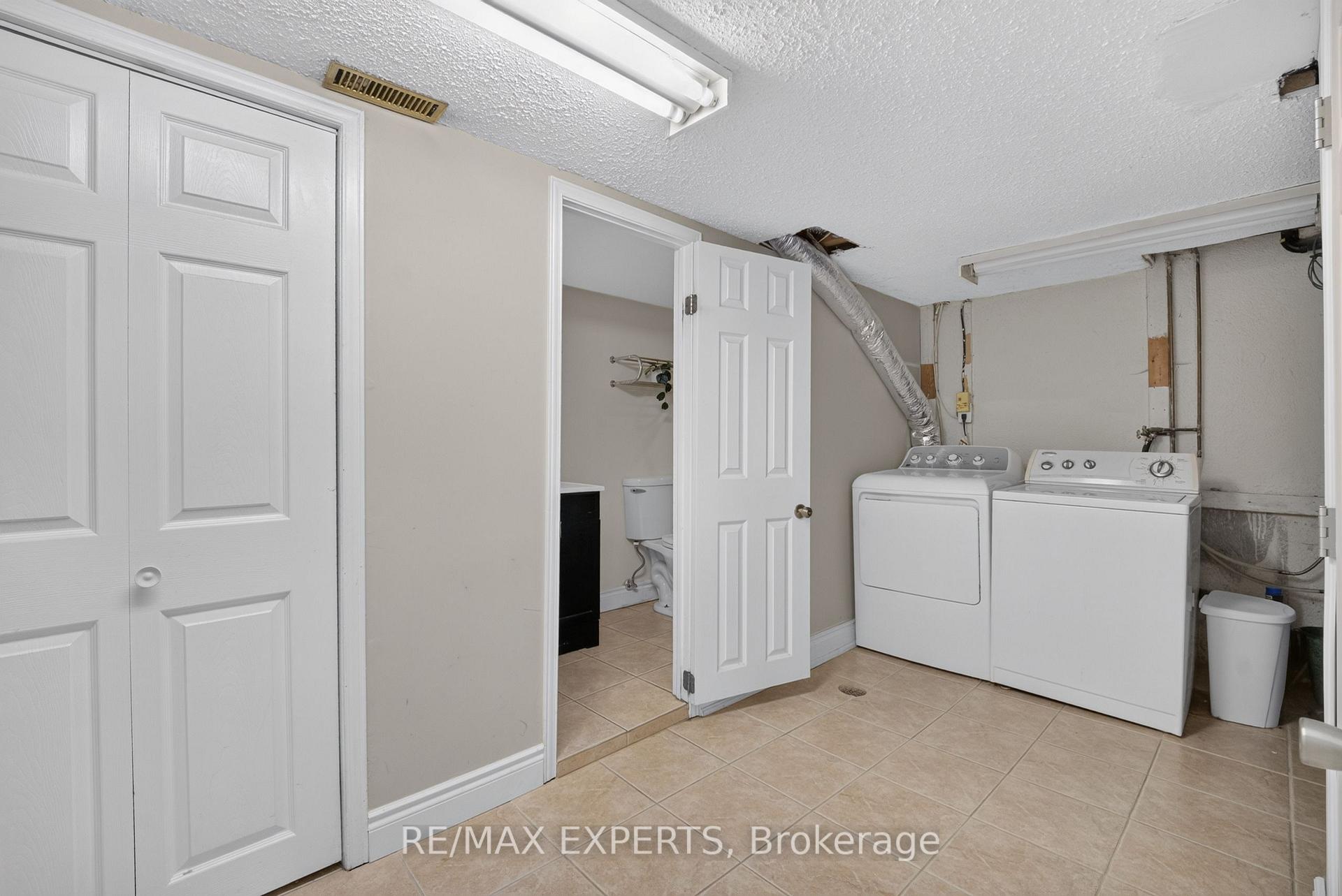 Photo 38 of 112 Andrea Lane, Vaughan, East Woodbridge — HOMEH