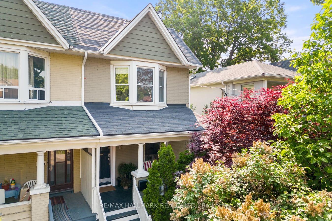 Front of 15 Redwood Avenue