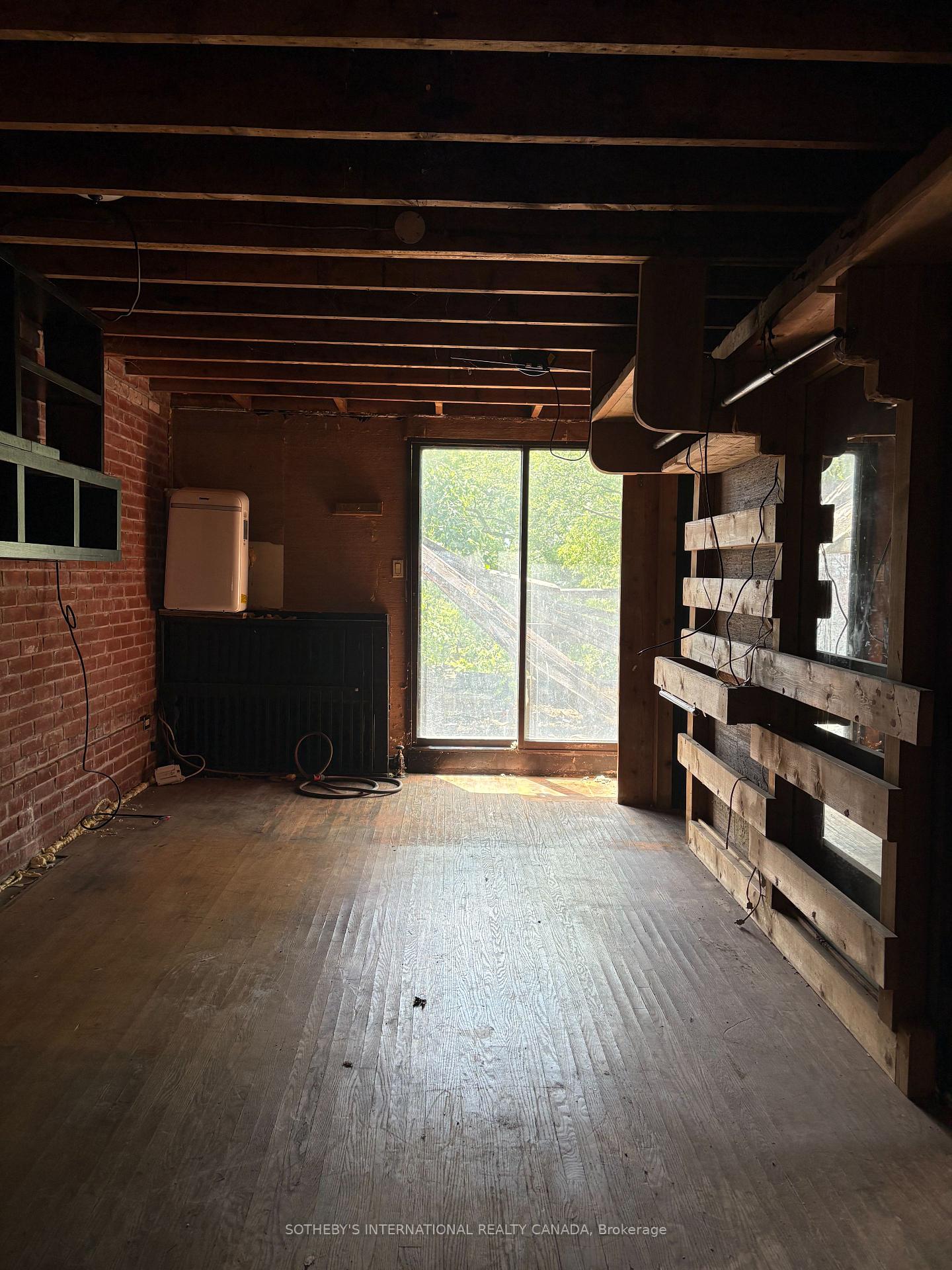 Photo 4 of 278 Avenue Road, Toronto, Casa Loma — HOMEH