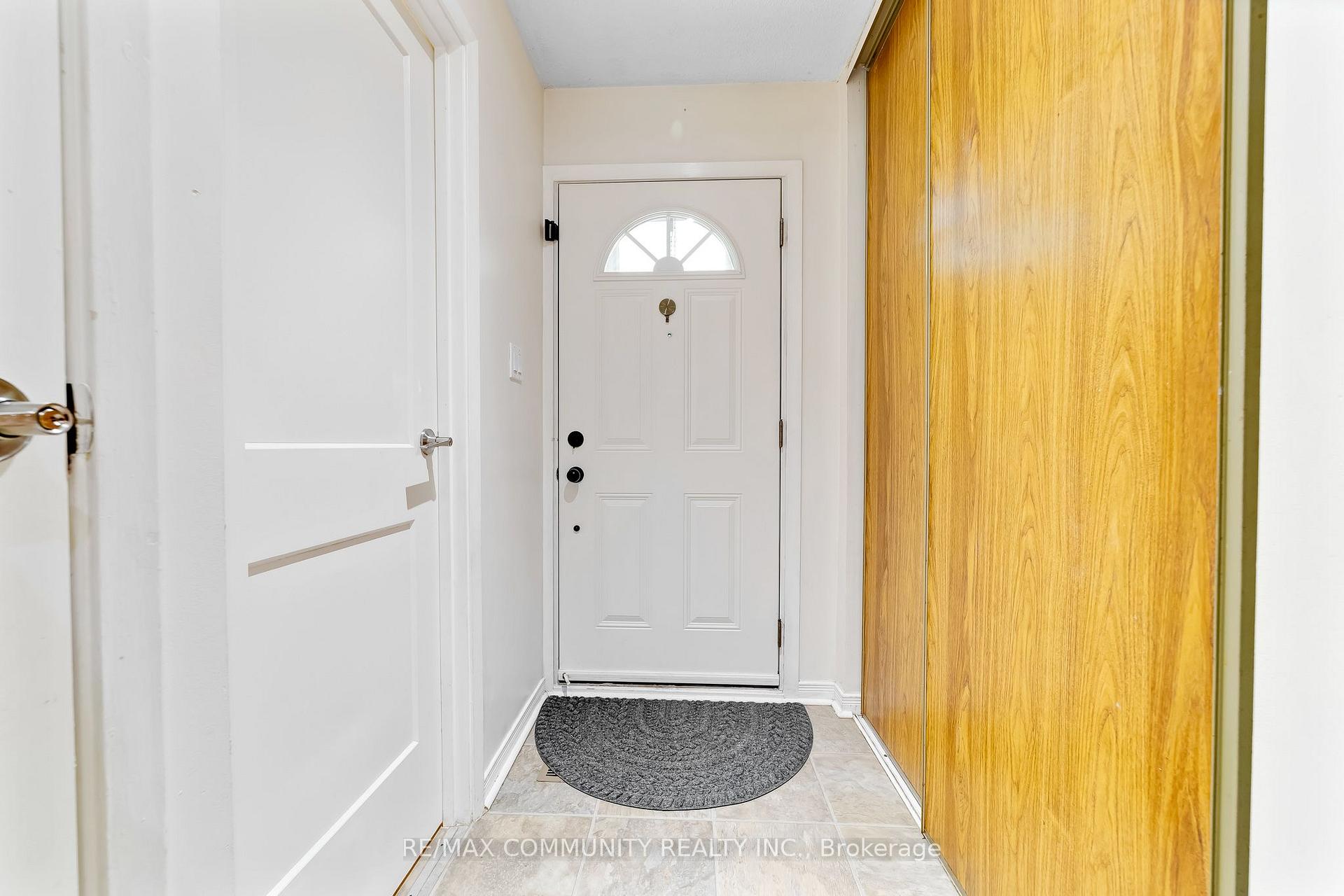 Photo 3 of Unit 55, 1055 Central Park Boulevard N, Oshawa, Centennial — HOMEH