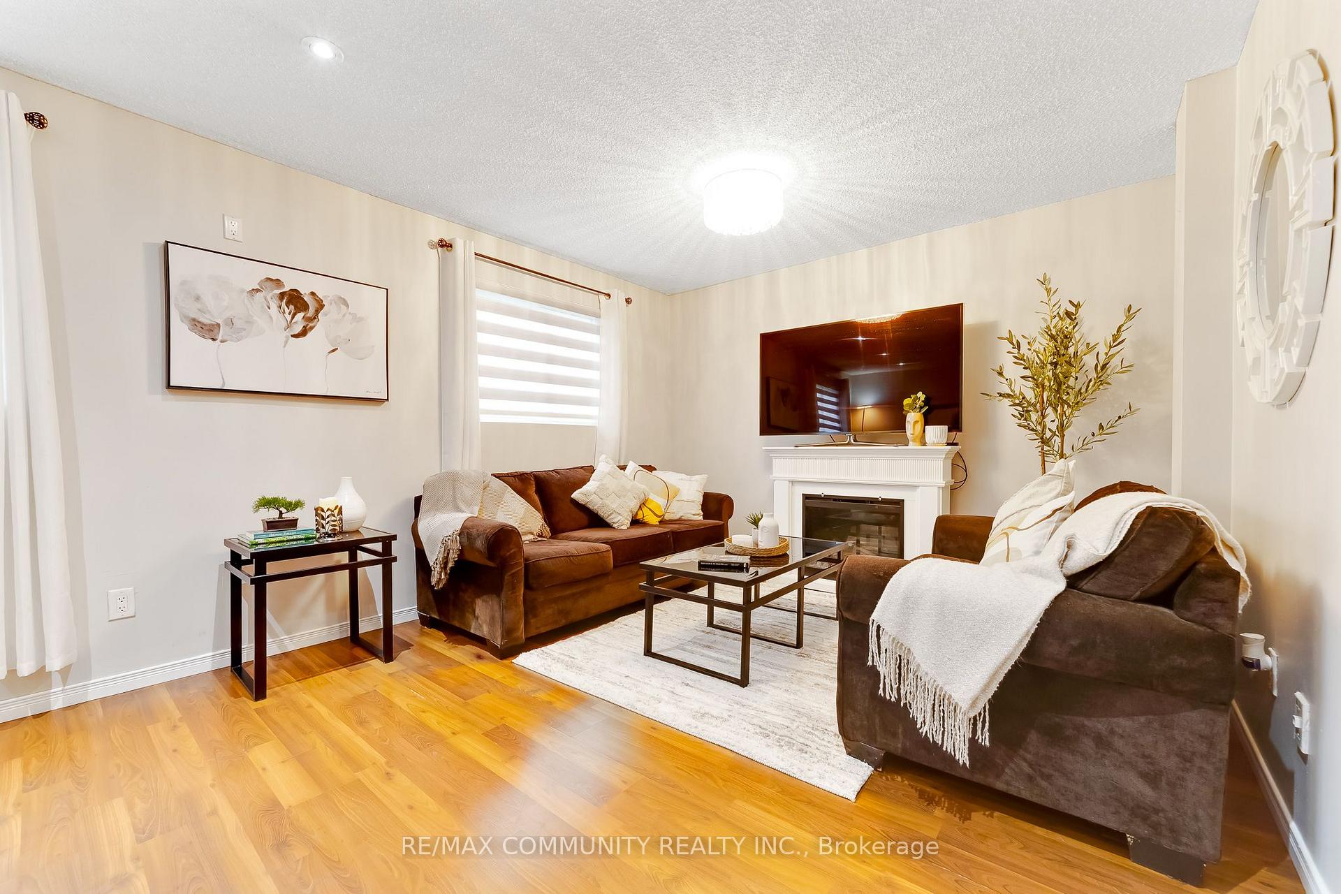 Photo 7 of Unit 55, 1055 Central Park Boulevard N, Oshawa, Centennial — HOMEH