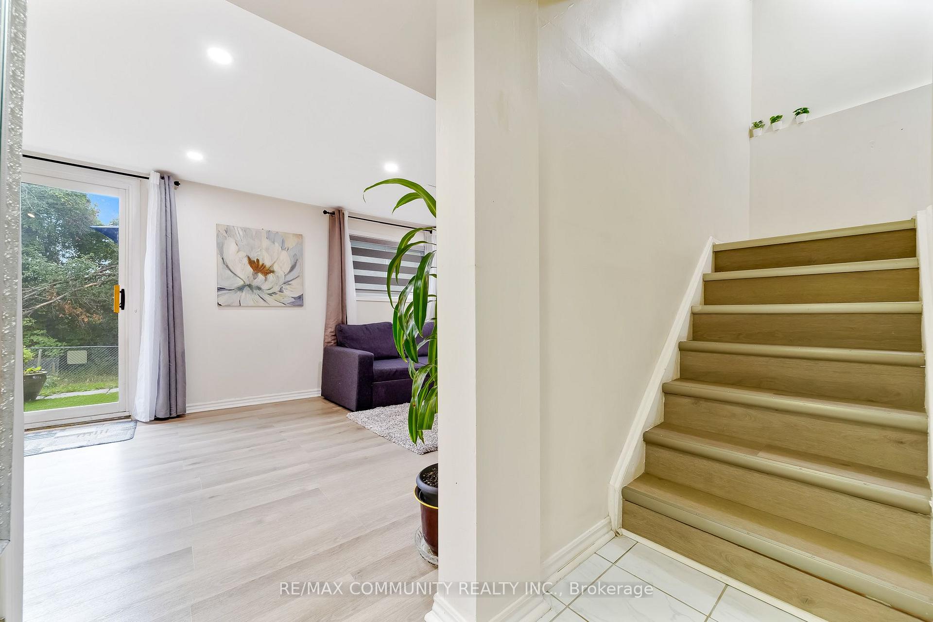 Photo 28 of Unit 55, 1055 Central Park Boulevard N, Oshawa, Centennial — HOMEH