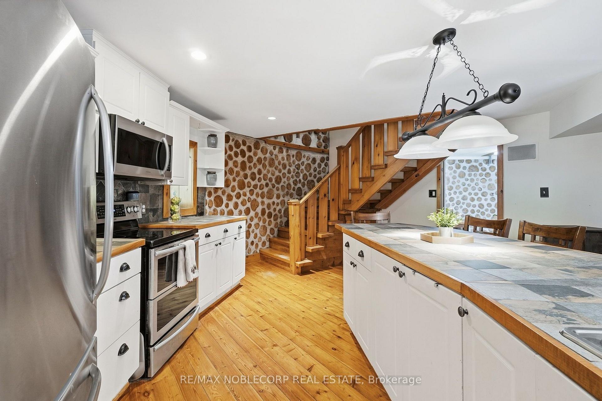 Photo 19 of 1166 Bonnie Lake Road, Bracebridge, Macaulay — HOMEH