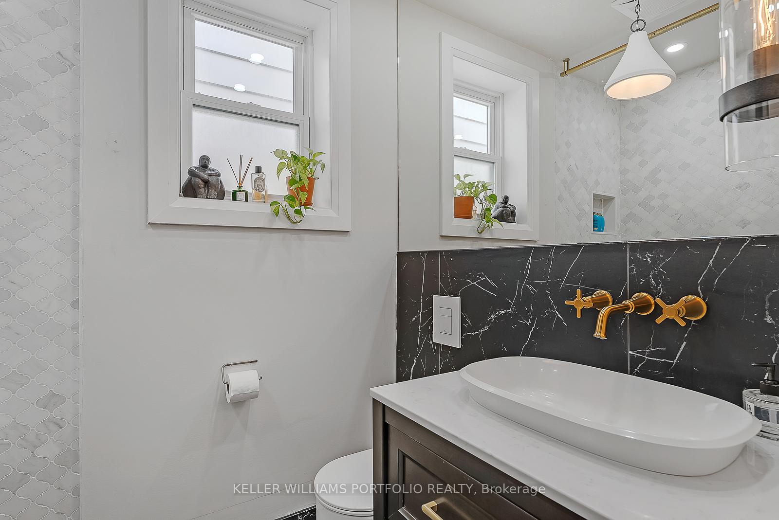 Photo 35 of 147 Claremont Street, Toronto, Trinity-Bellwoods — HOMEH