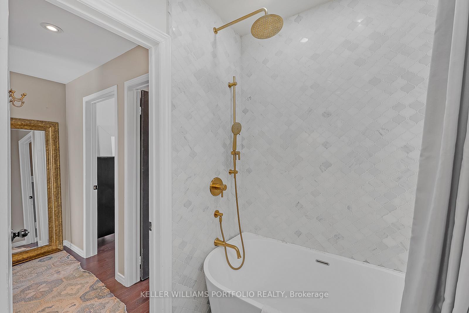 Photo 36 of 147 Claremont Street, Toronto, Trinity-Bellwoods — HOMEH