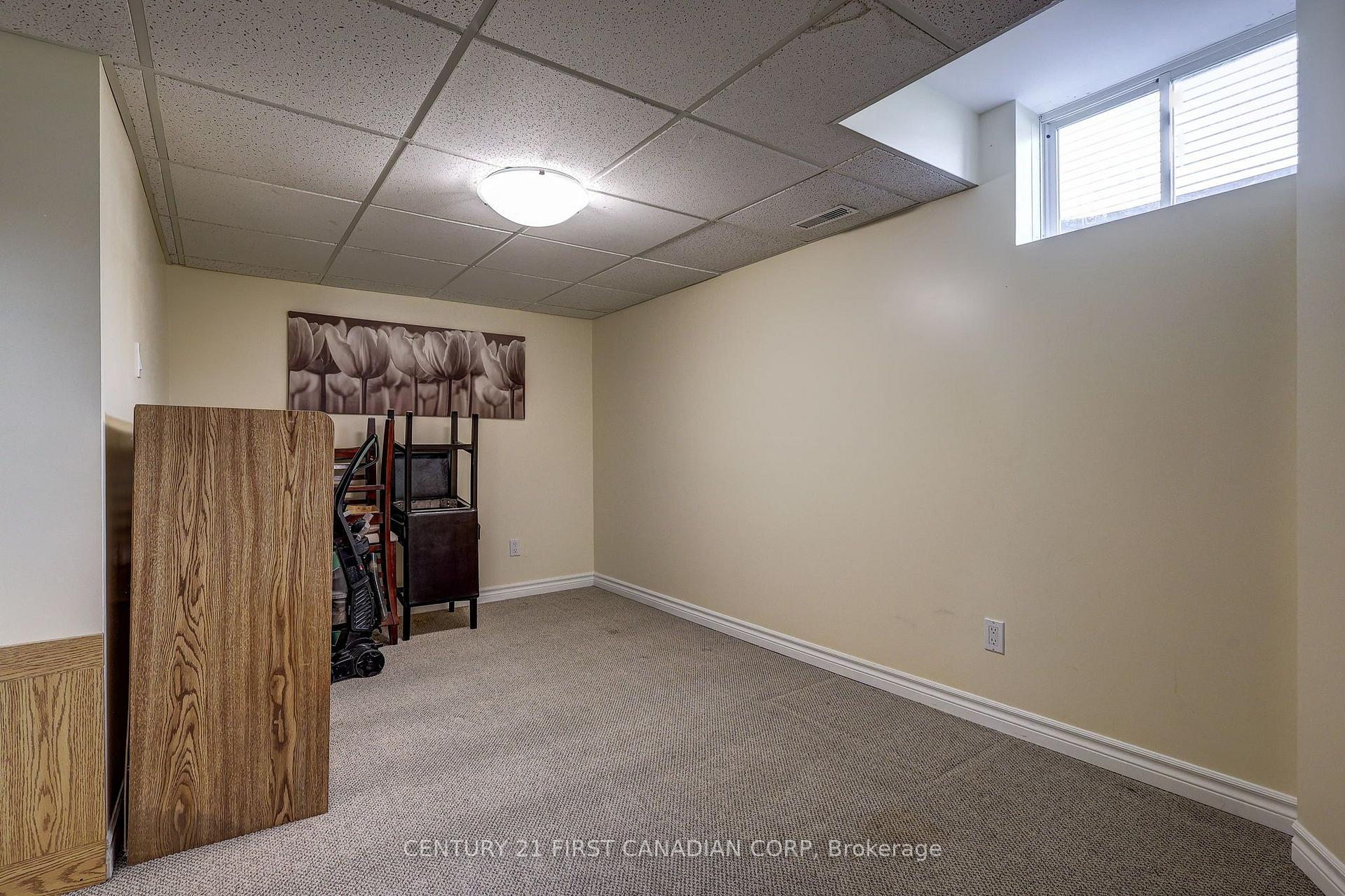 Photo 39 of 114 Meadowridge Road, London, North M — HOMEH