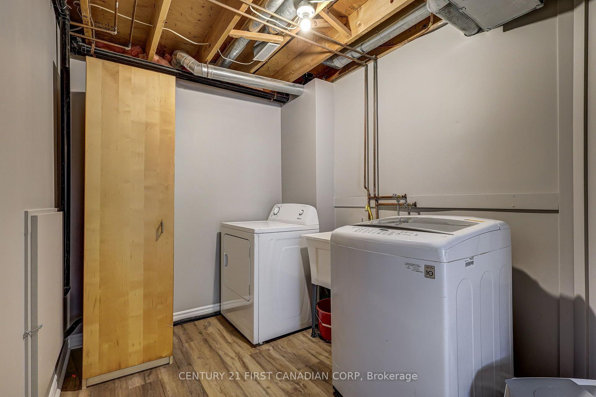 Photo 41 of 114 Meadowridge Road, London, North M — HOMEH