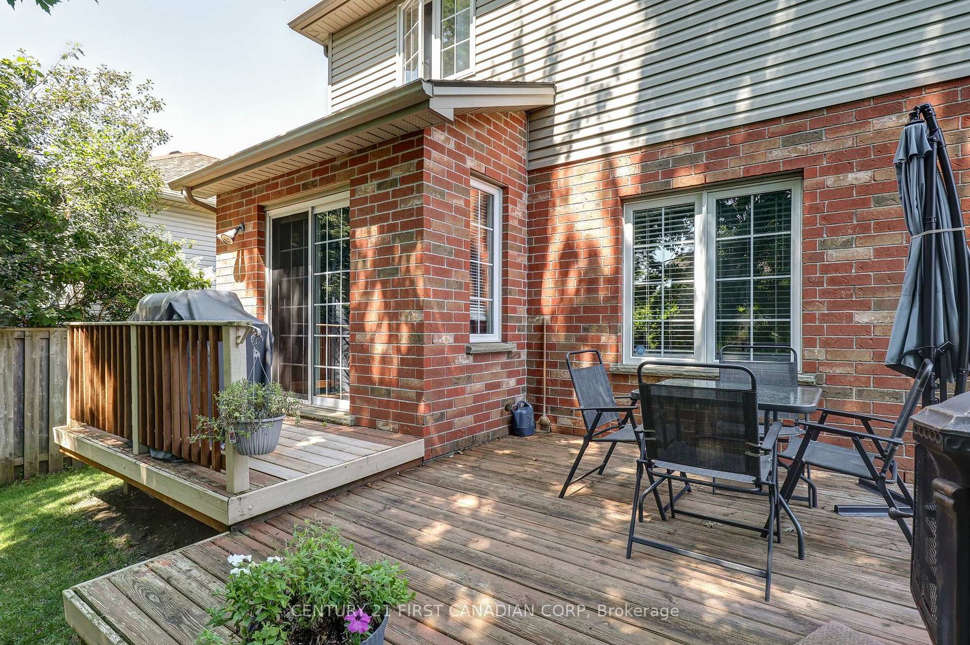 Photo 43 of 114 Meadowridge Road, London, North M — HOMEH