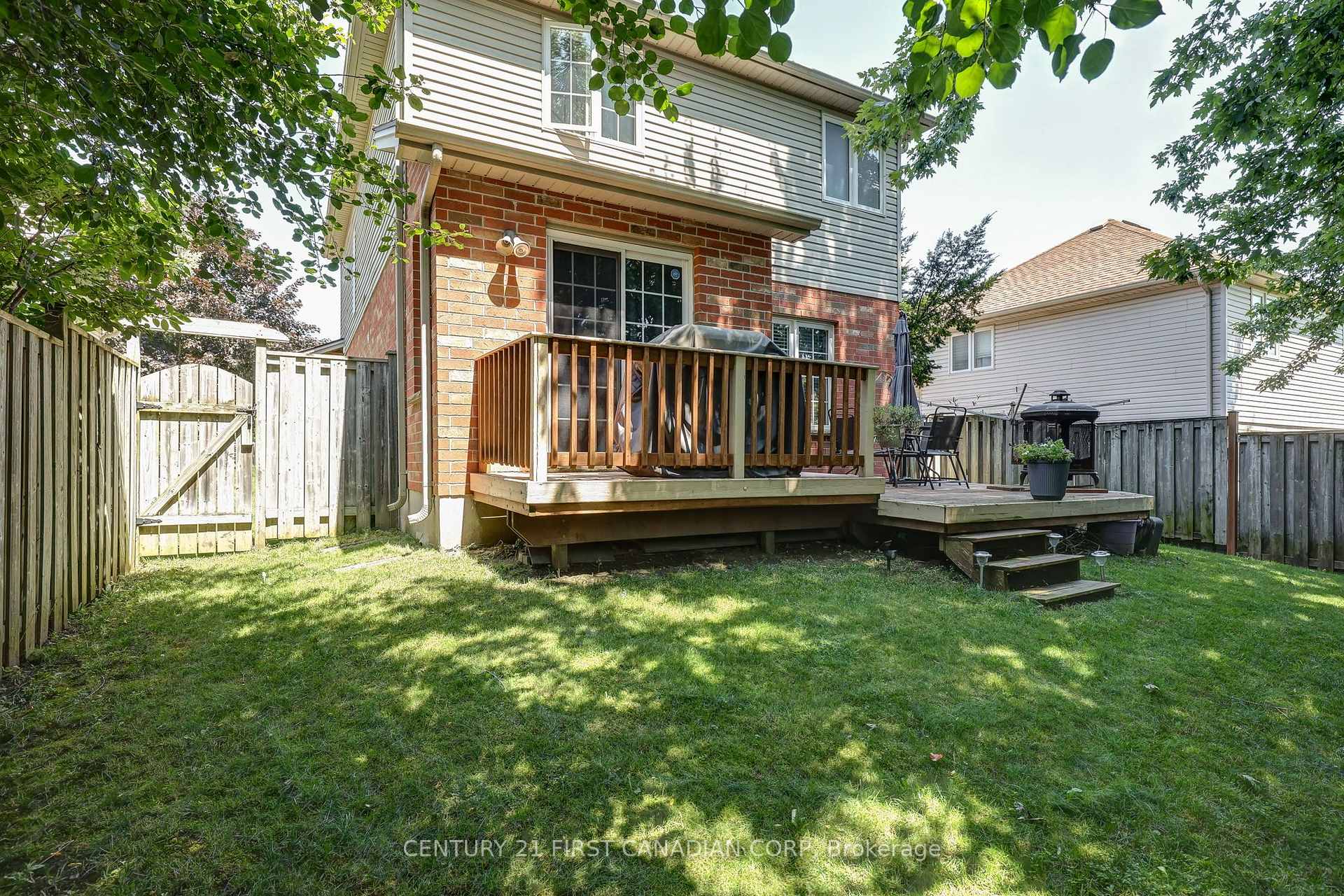 Photo 48 of 114 Meadowridge Road, London, North M — HOMEH