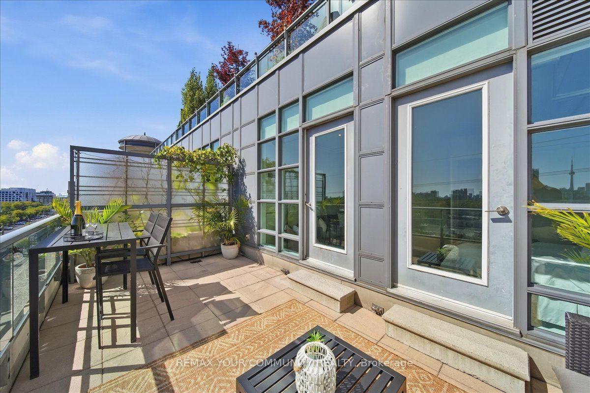 Photo 4 of Unit 501, 380 Macpherson Avenue, Toronto, Casa Loma — HOMEH
