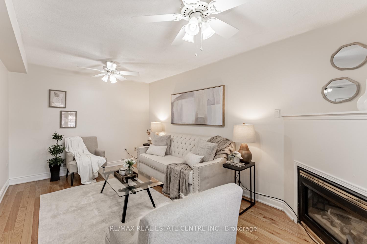 Photo 20 of 8 Mannel Crescent, Brampton, Fletcher's West — HOMEH