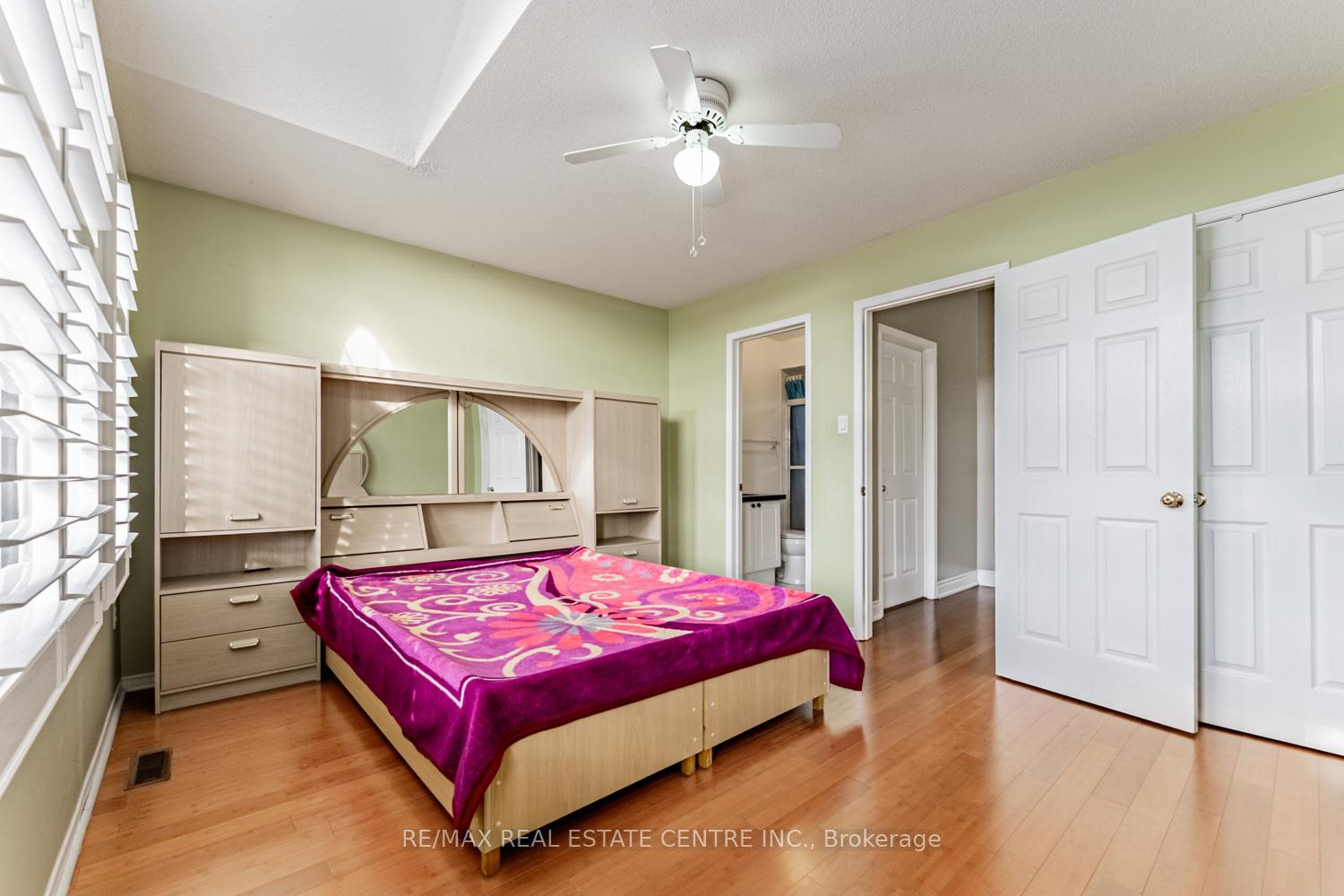 Photo 36 of 8 Mannel Crescent, Brampton, Fletcher's West — HOMEH