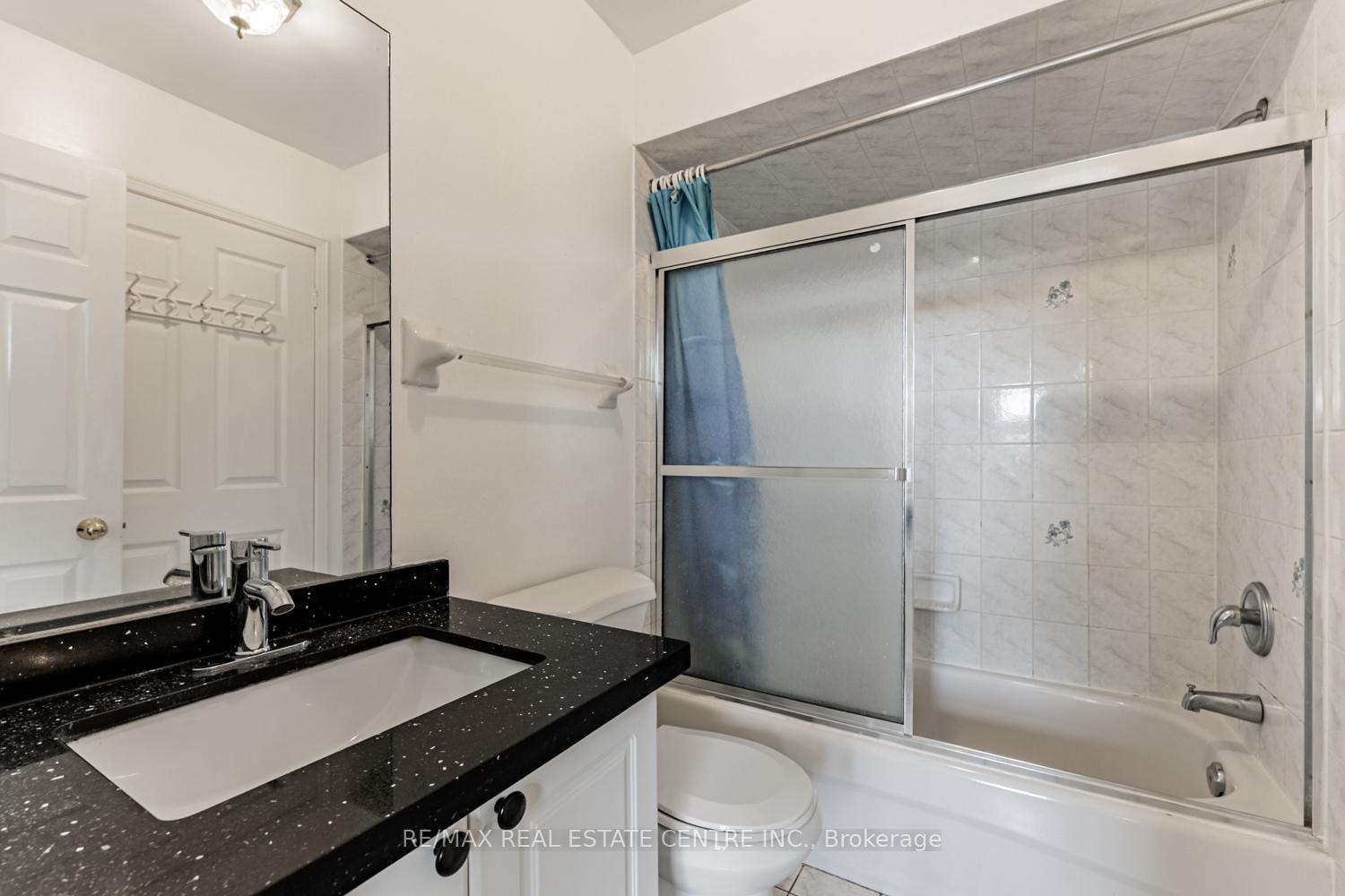 Photo 38 of 8 Mannel Crescent, Brampton, Fletcher's West — HOMEH