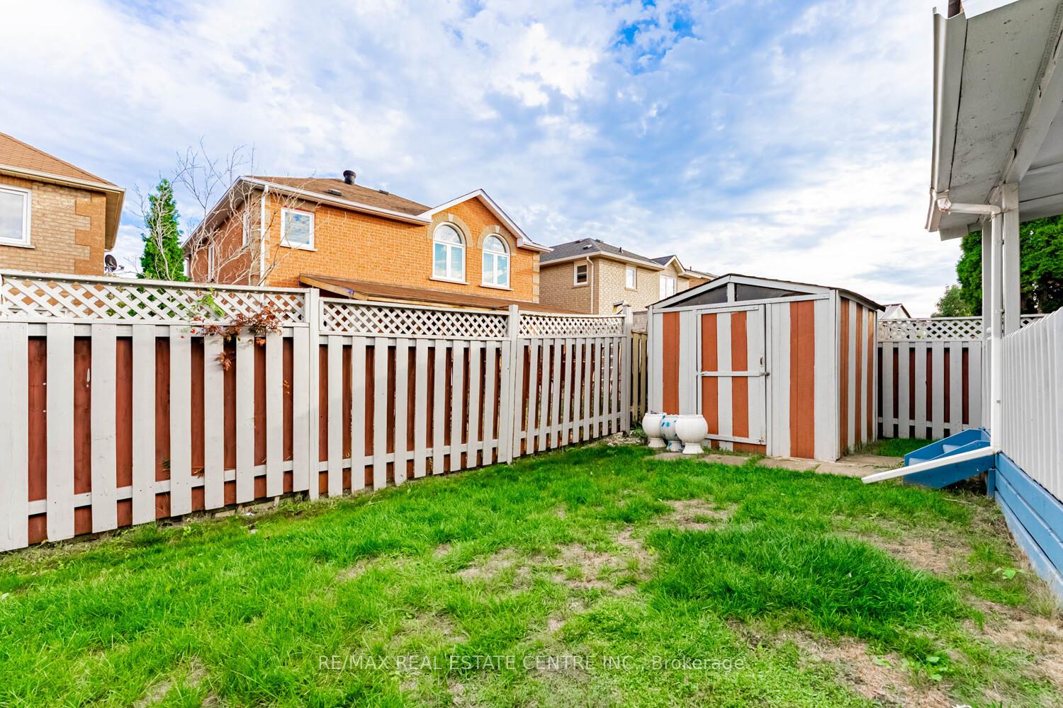 Photo 49 of 8 Mannel Crescent, Brampton, Fletcher's West — HOMEH